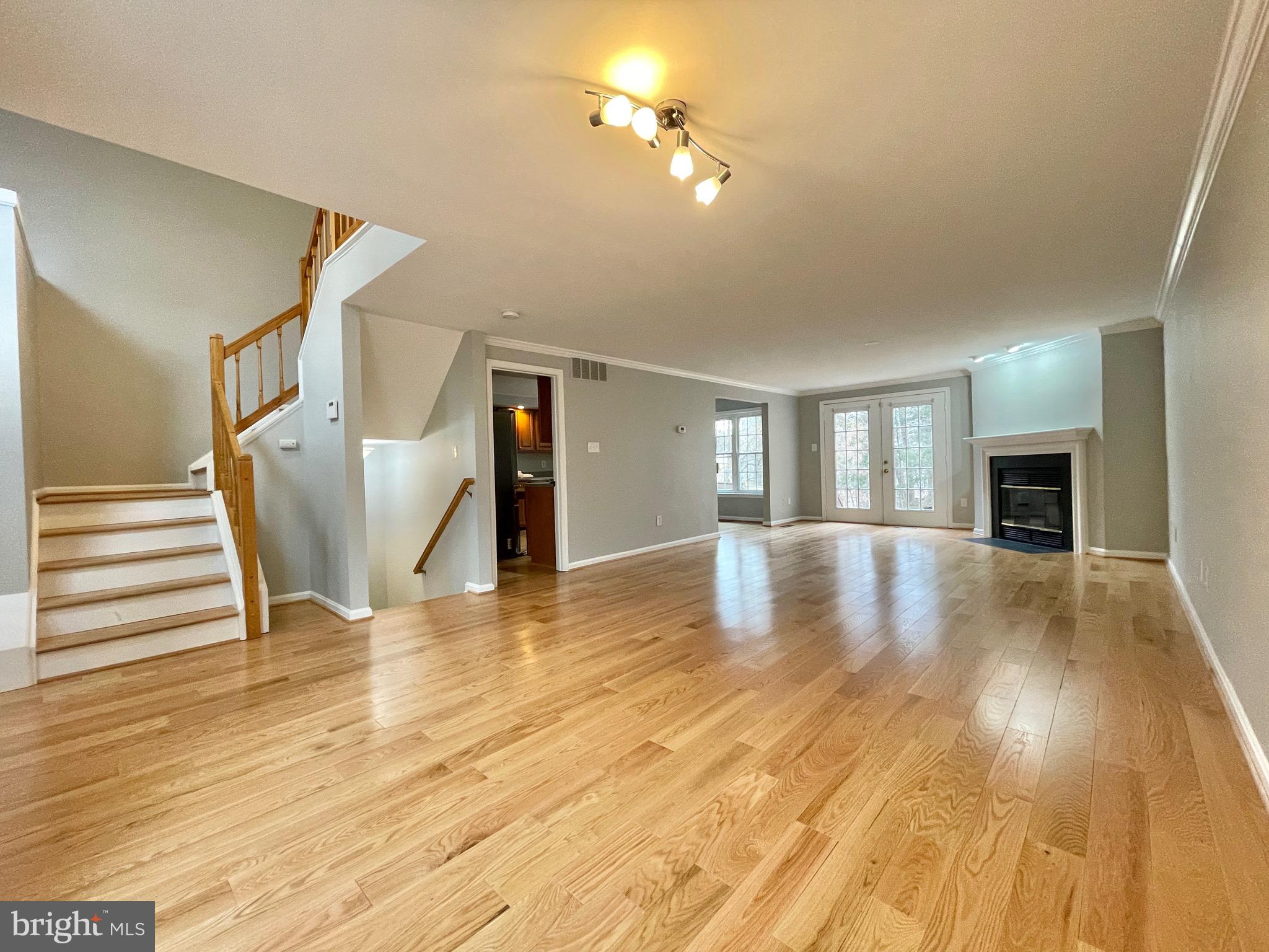 RESTON - Residential Lease