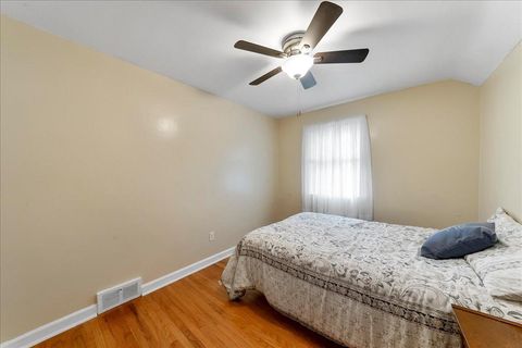 Tiny photo for 345 Holt Lane, SPRINGFIELD, PA 19064 (MLS # PADE2115554)