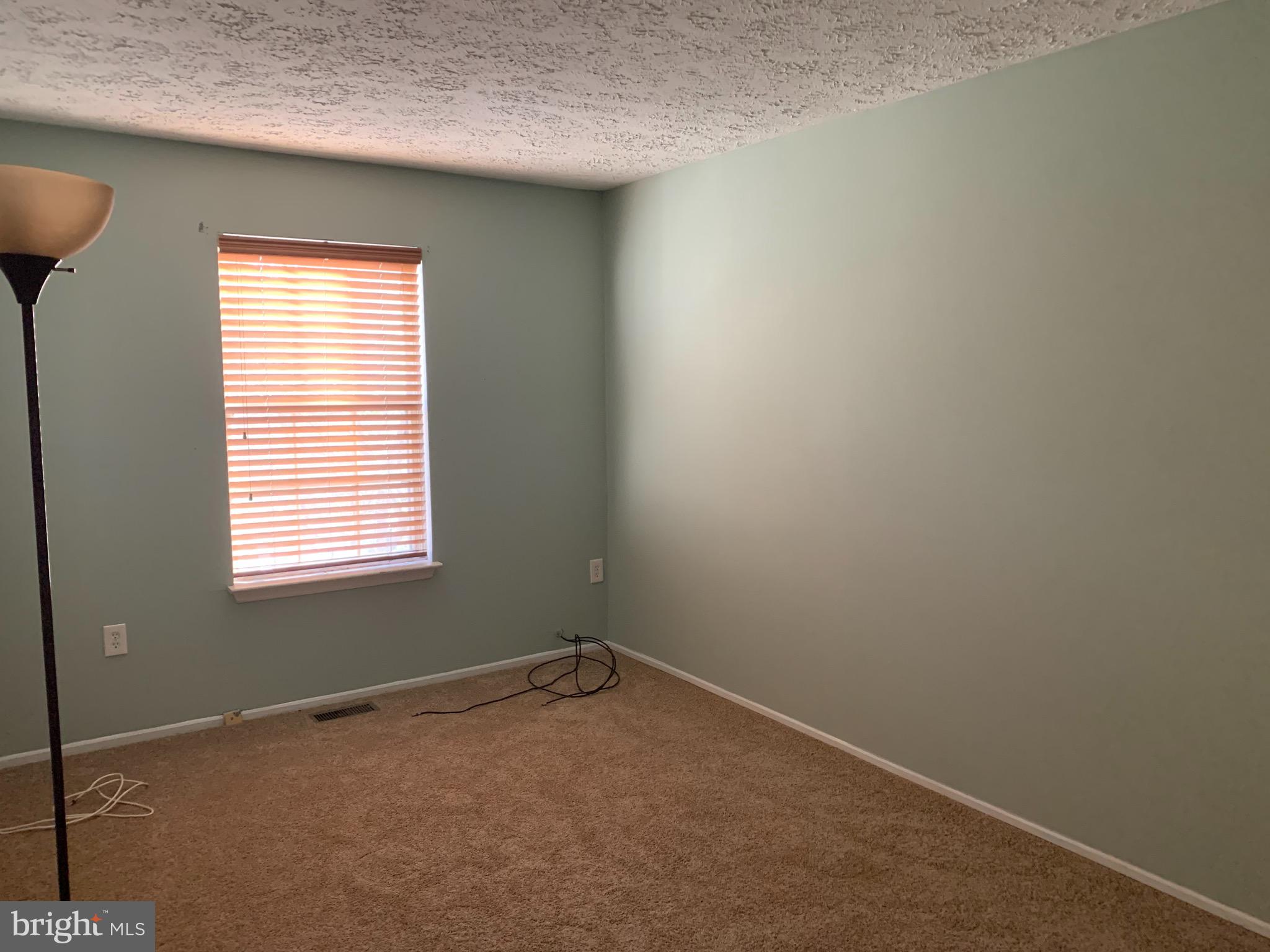 WHITE OAK - Residential