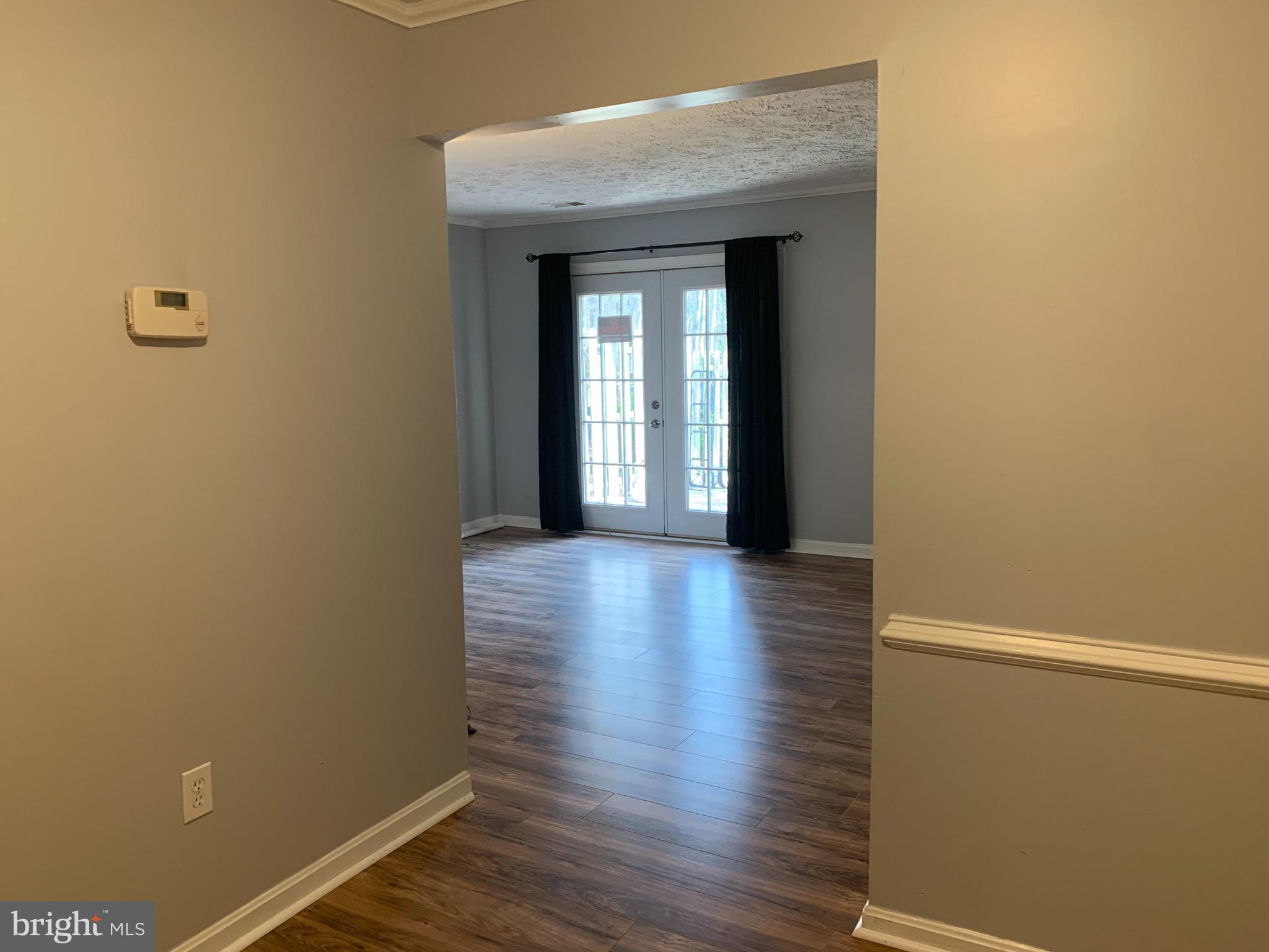 WHITE OAK - Residential