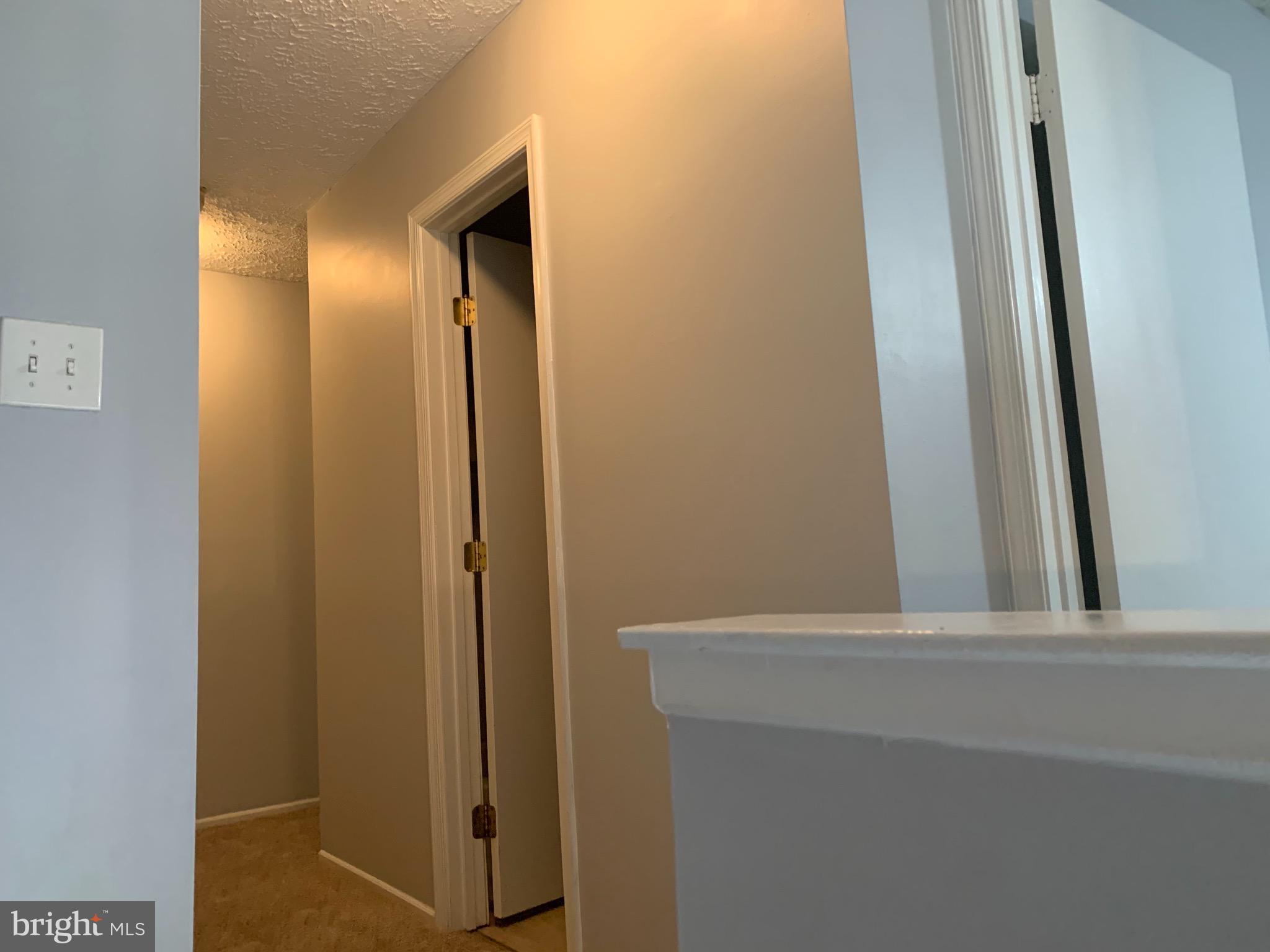 WHITE OAK - Residential