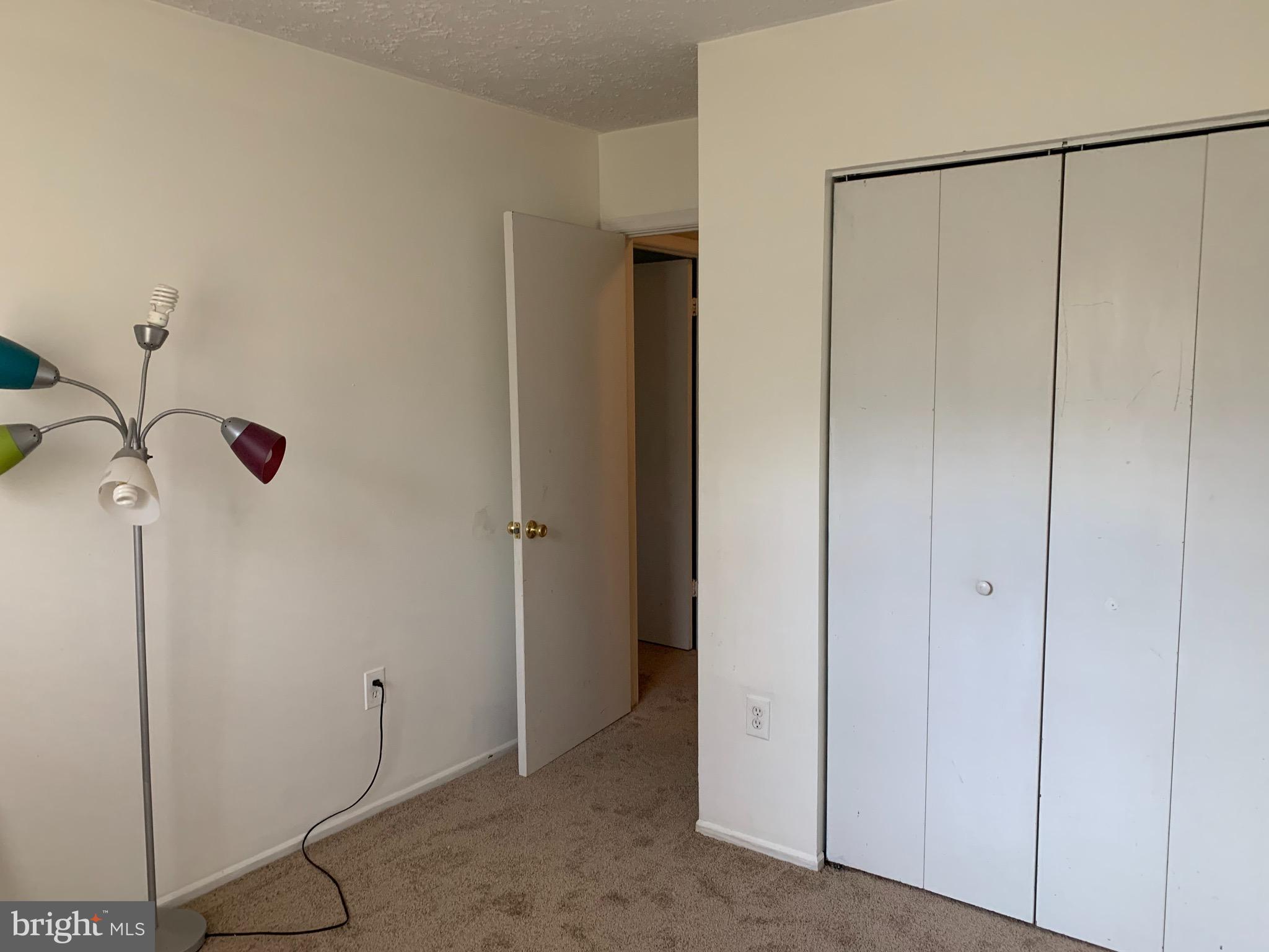 WHITE OAK - Residential