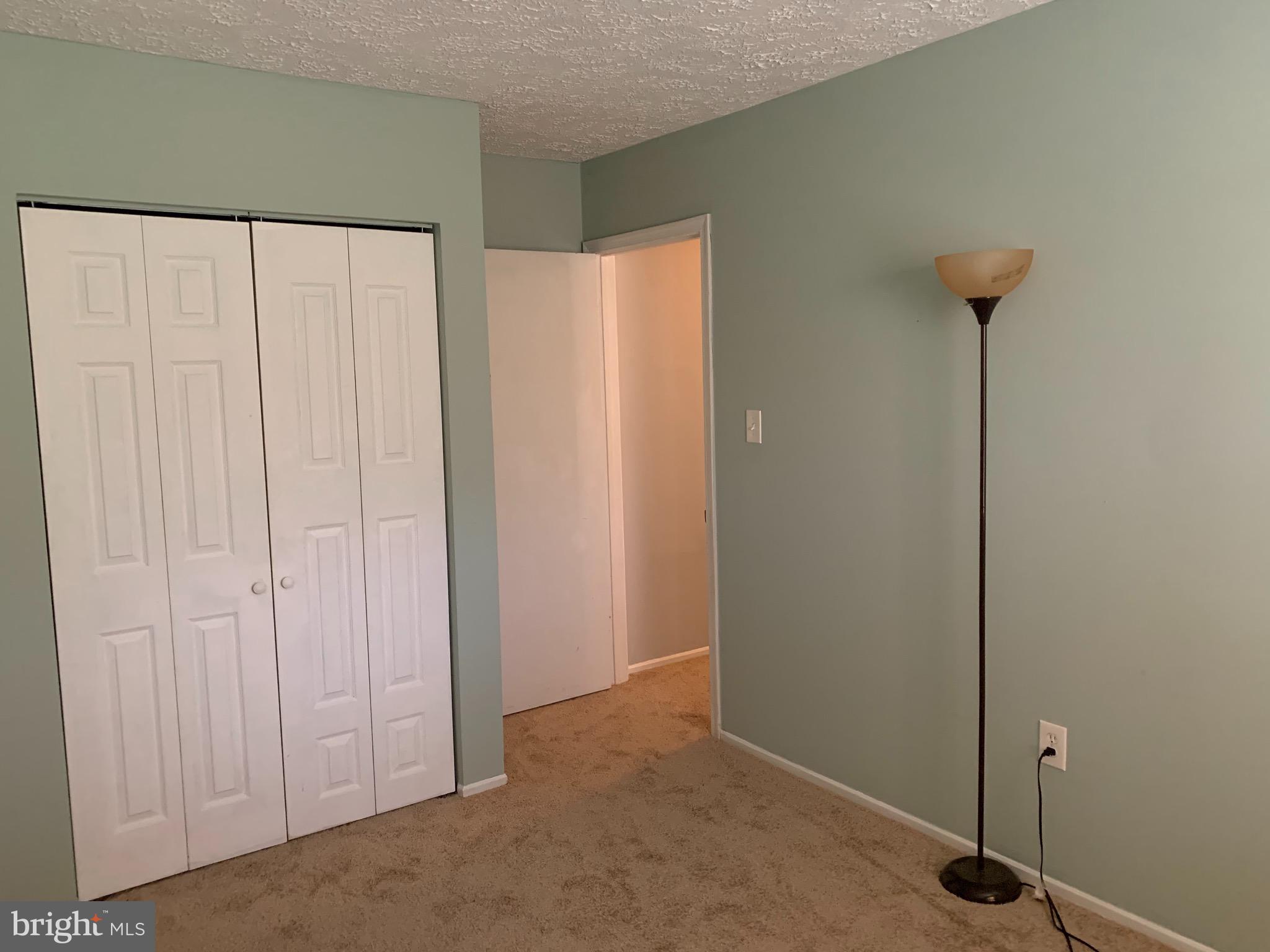 WHITE OAK - Residential