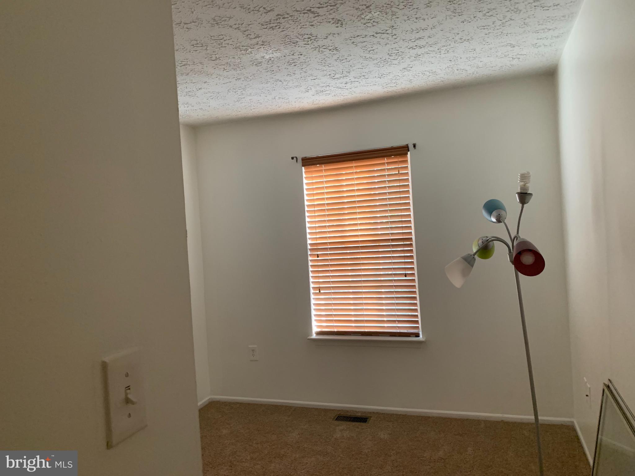 WHITE OAK - Residential