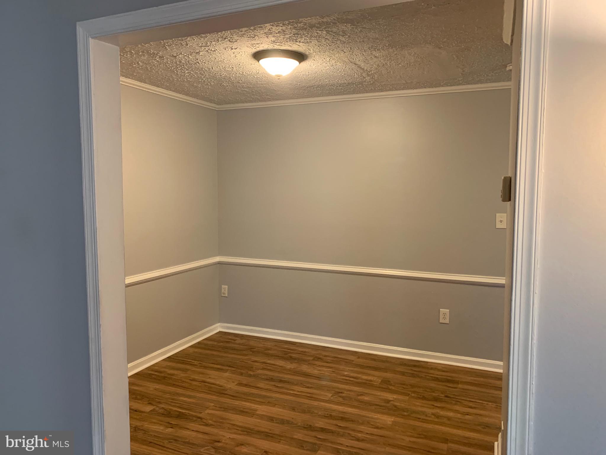 WHITE OAK - Residential