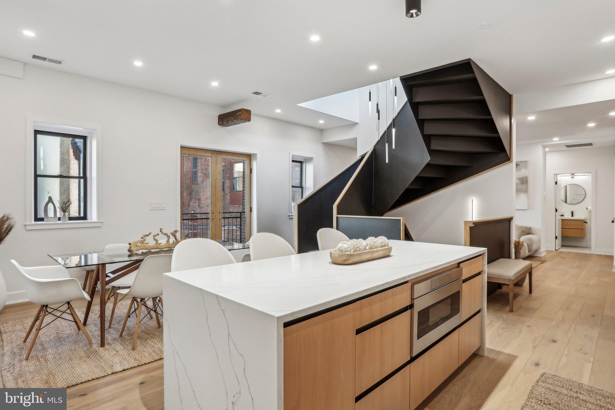 SPRING GARDEN - Residential