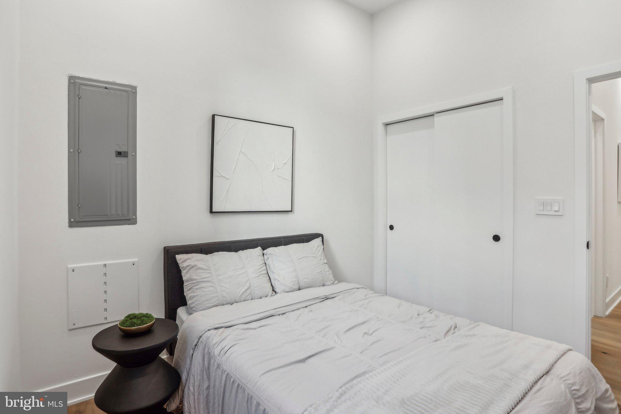 SPRING GARDEN - Residential