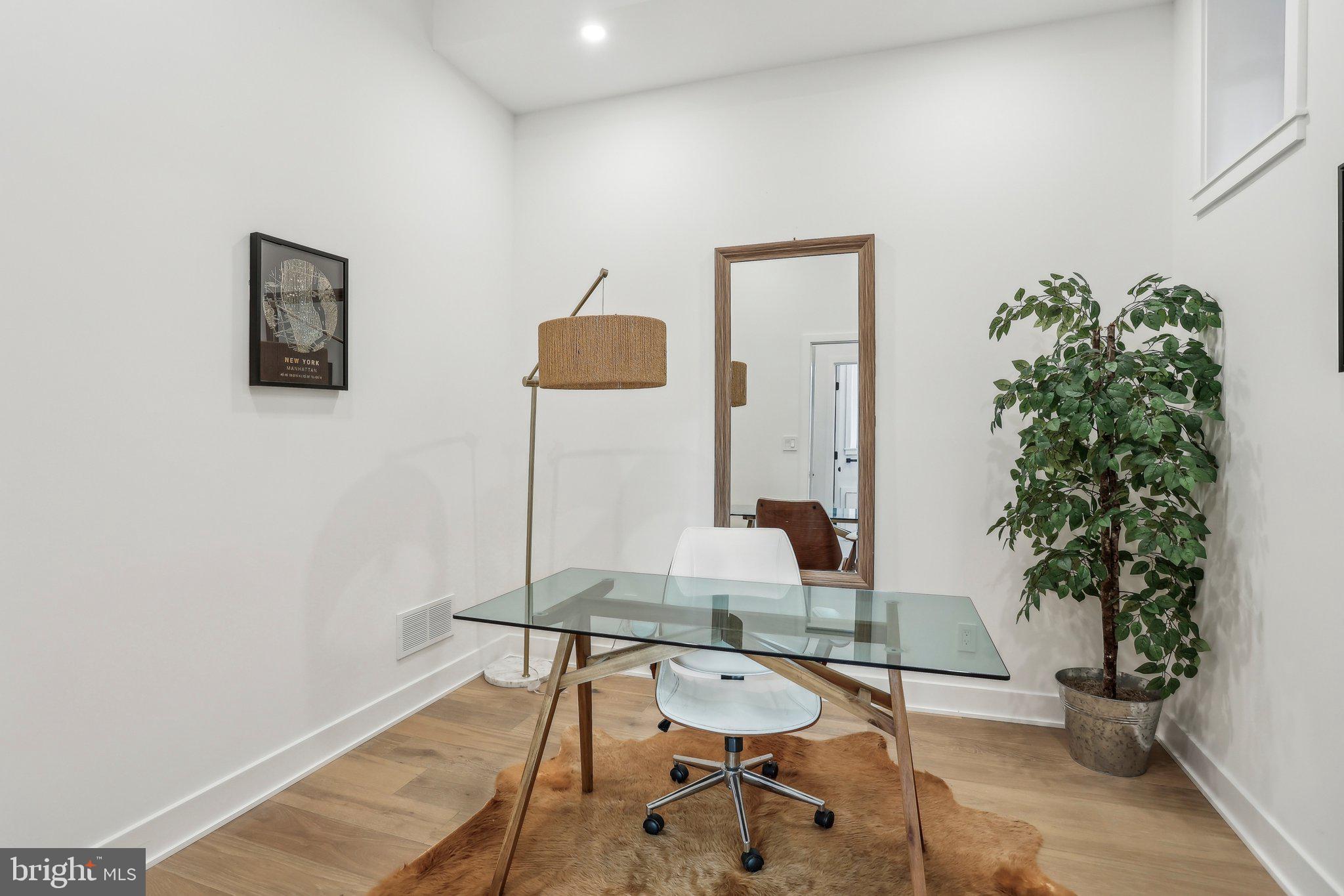 SPRING GARDEN - Residential
