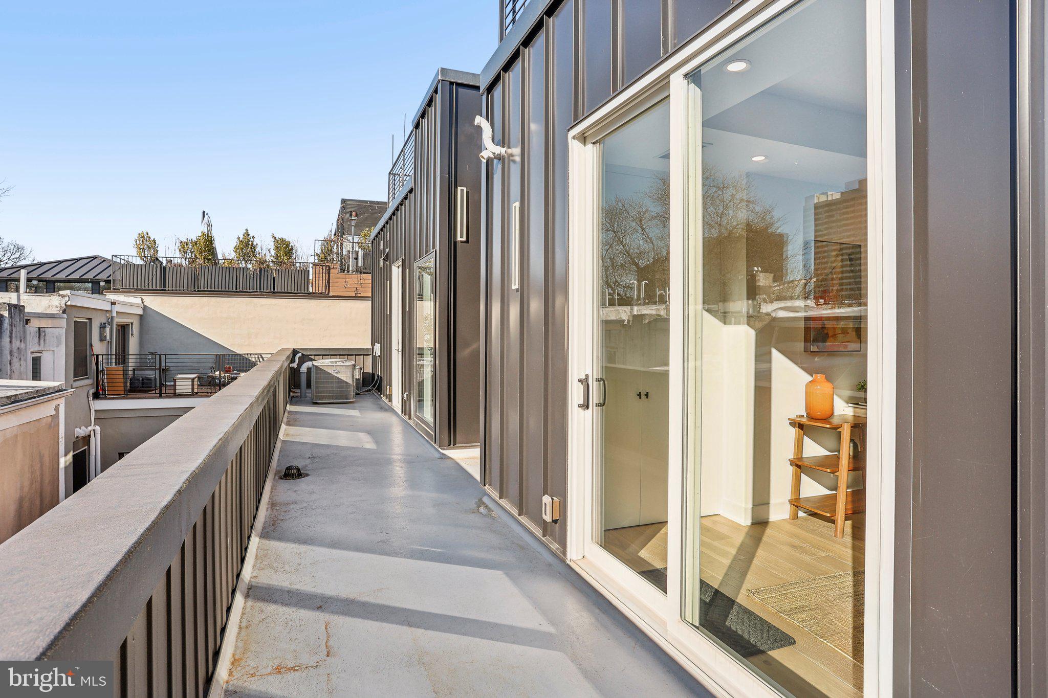 SPRING GARDEN - Residential