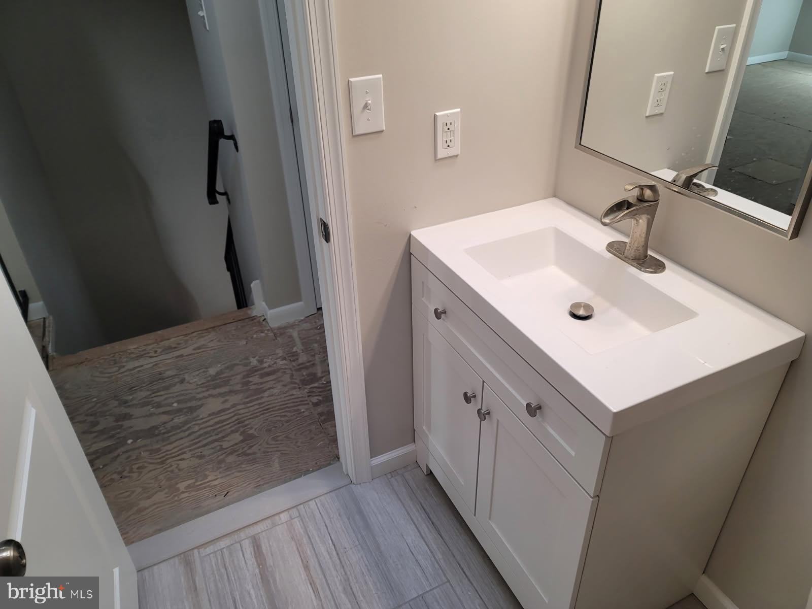 QUAKER GREEN - Residential