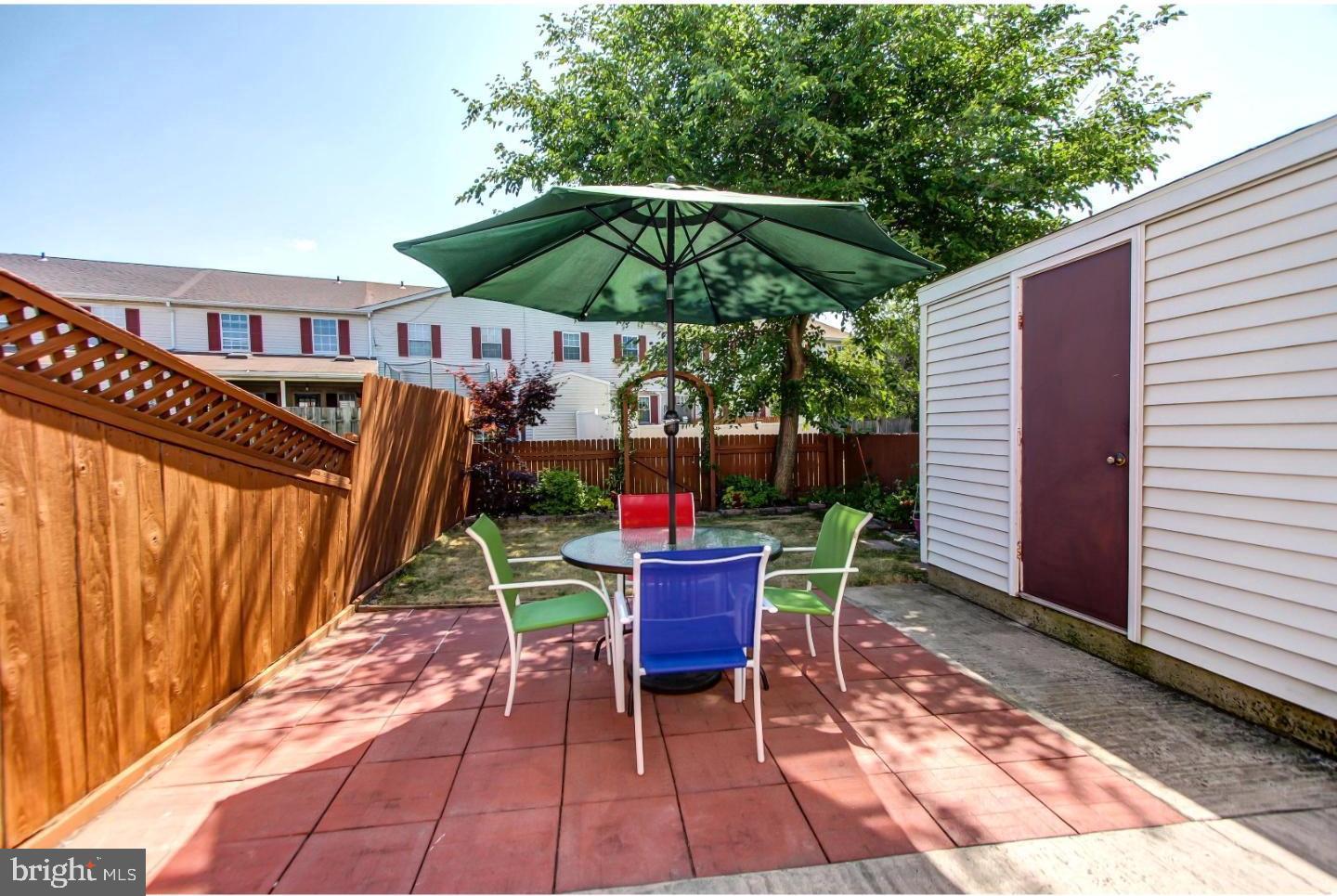 QUAKER GREEN - Residential