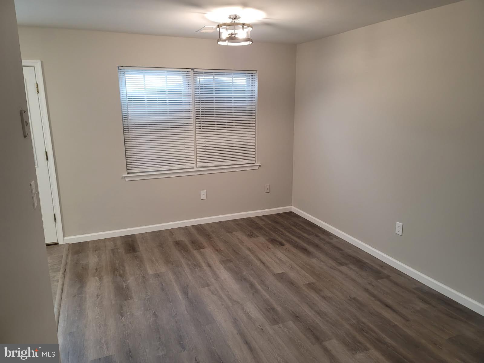 QUAKER GREEN - Residential