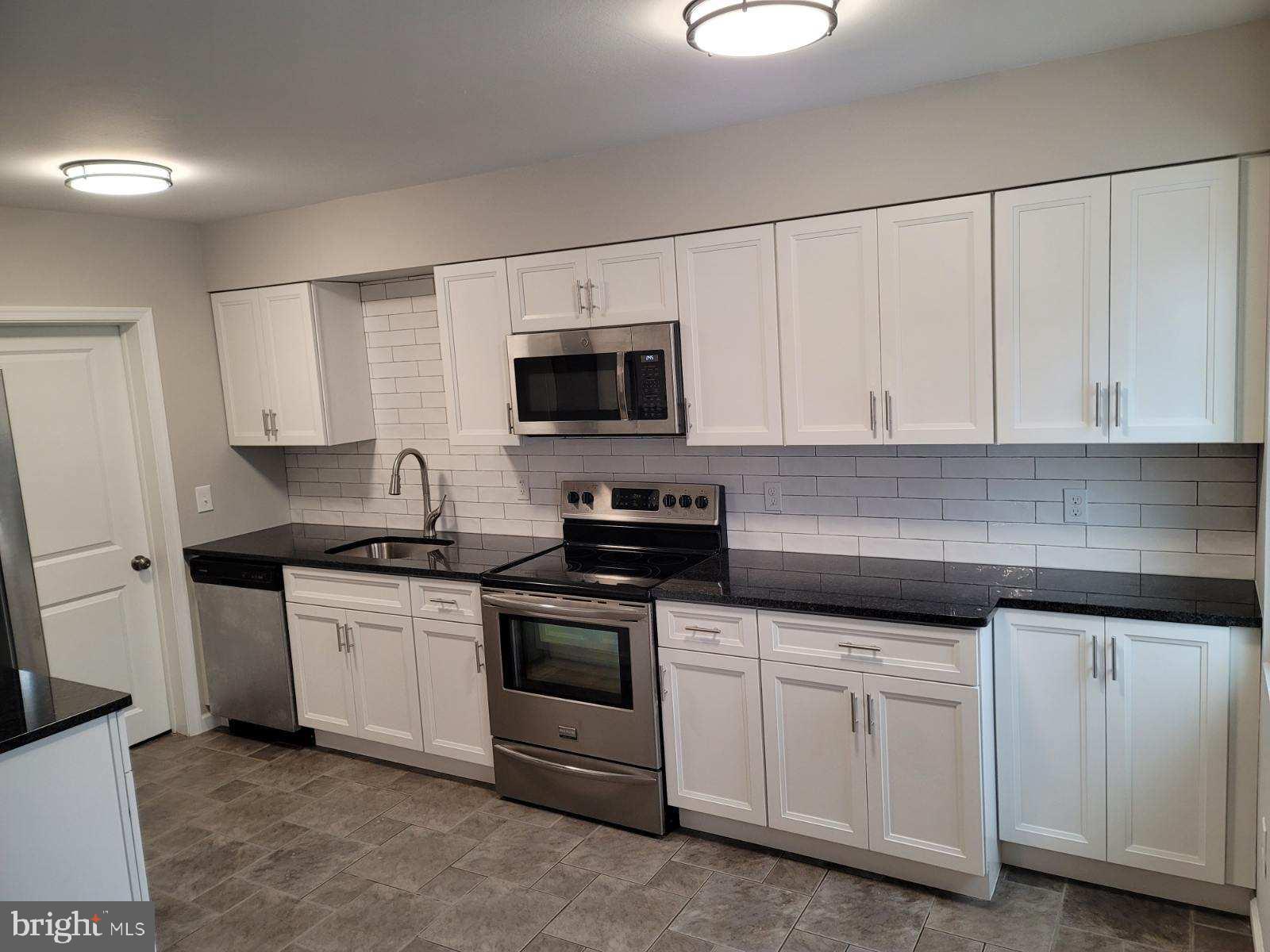 QUAKER GREEN - Residential