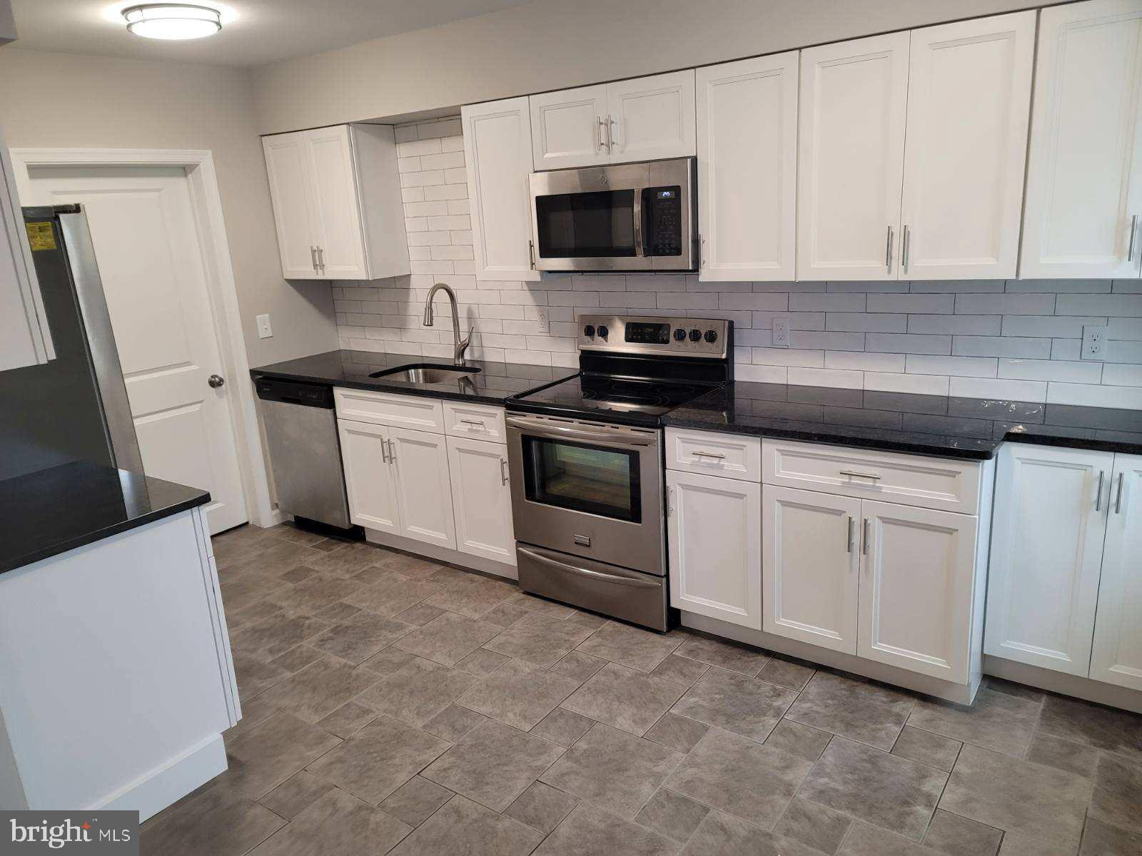 QUAKER GREEN - Residential