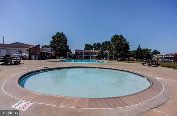 QUAKER GREEN - Residential