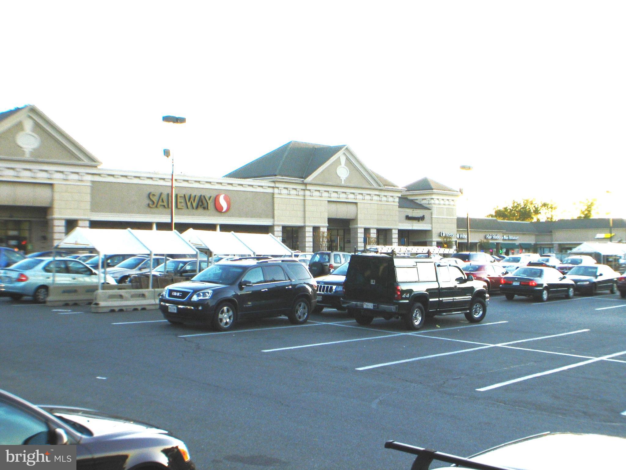 NORTH CREEK VILLAS - Residential