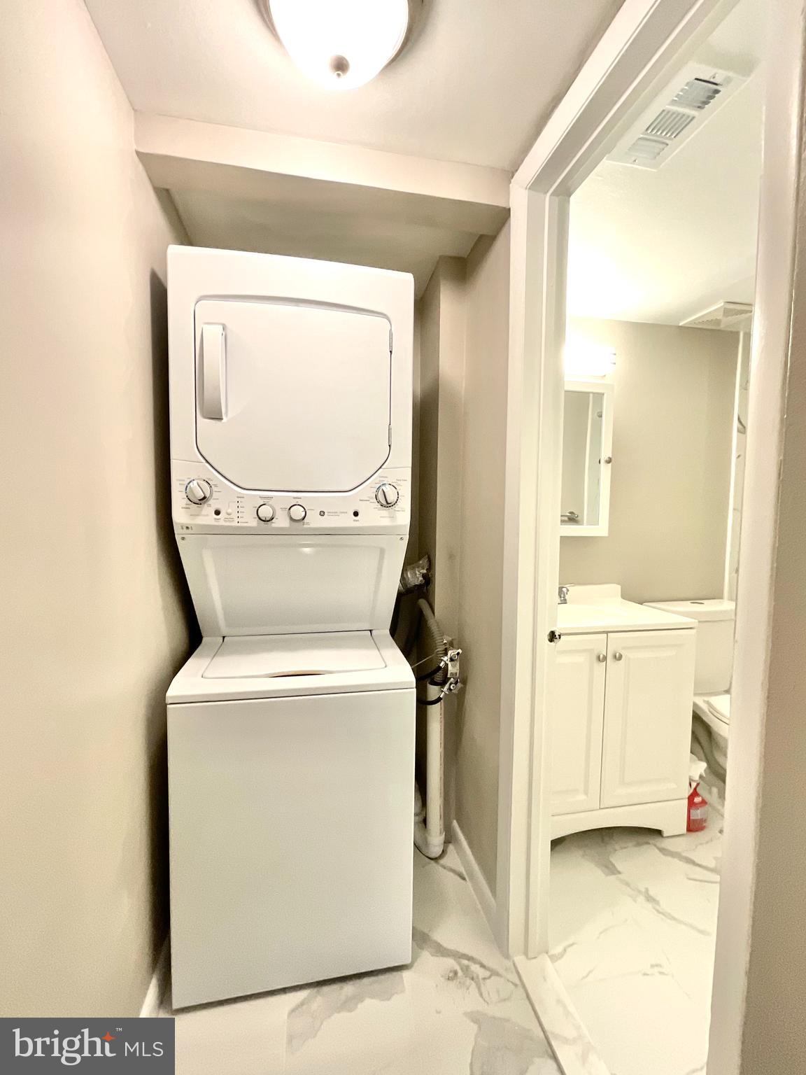 NORTH CREEK VILLAS - Residential