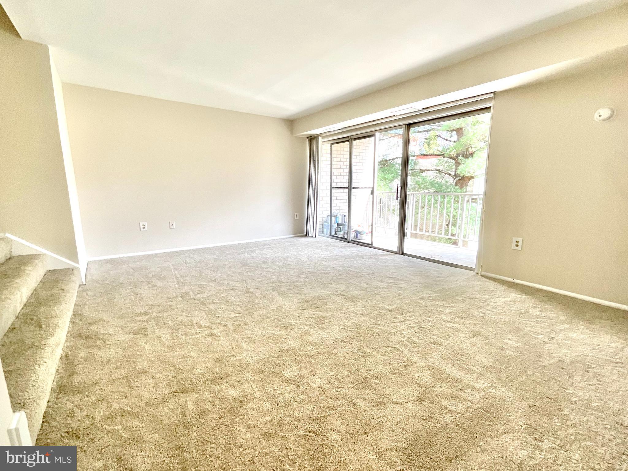 NORTH CREEK VILLAS - Residential