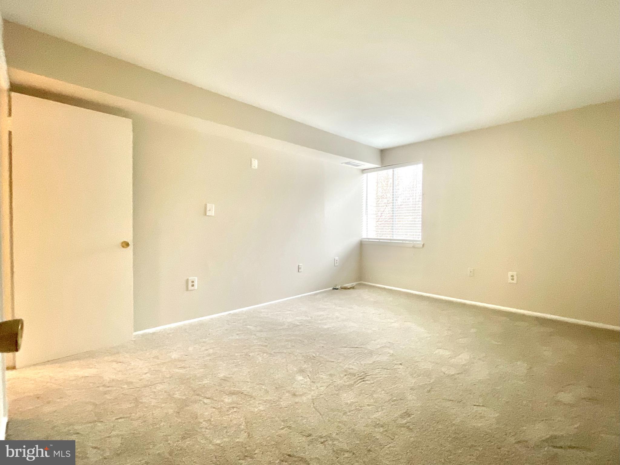 NORTH CREEK VILLAS - Residential