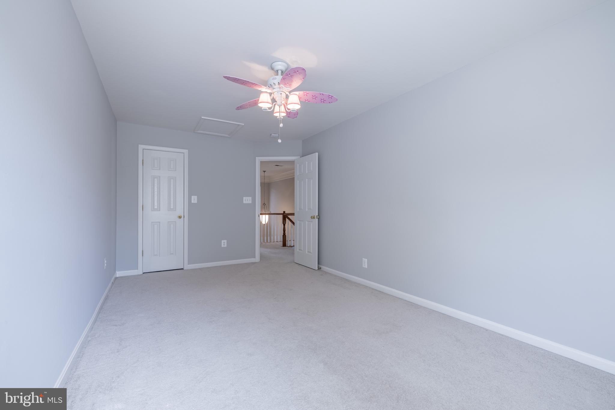 NORTH BROOK - Residential