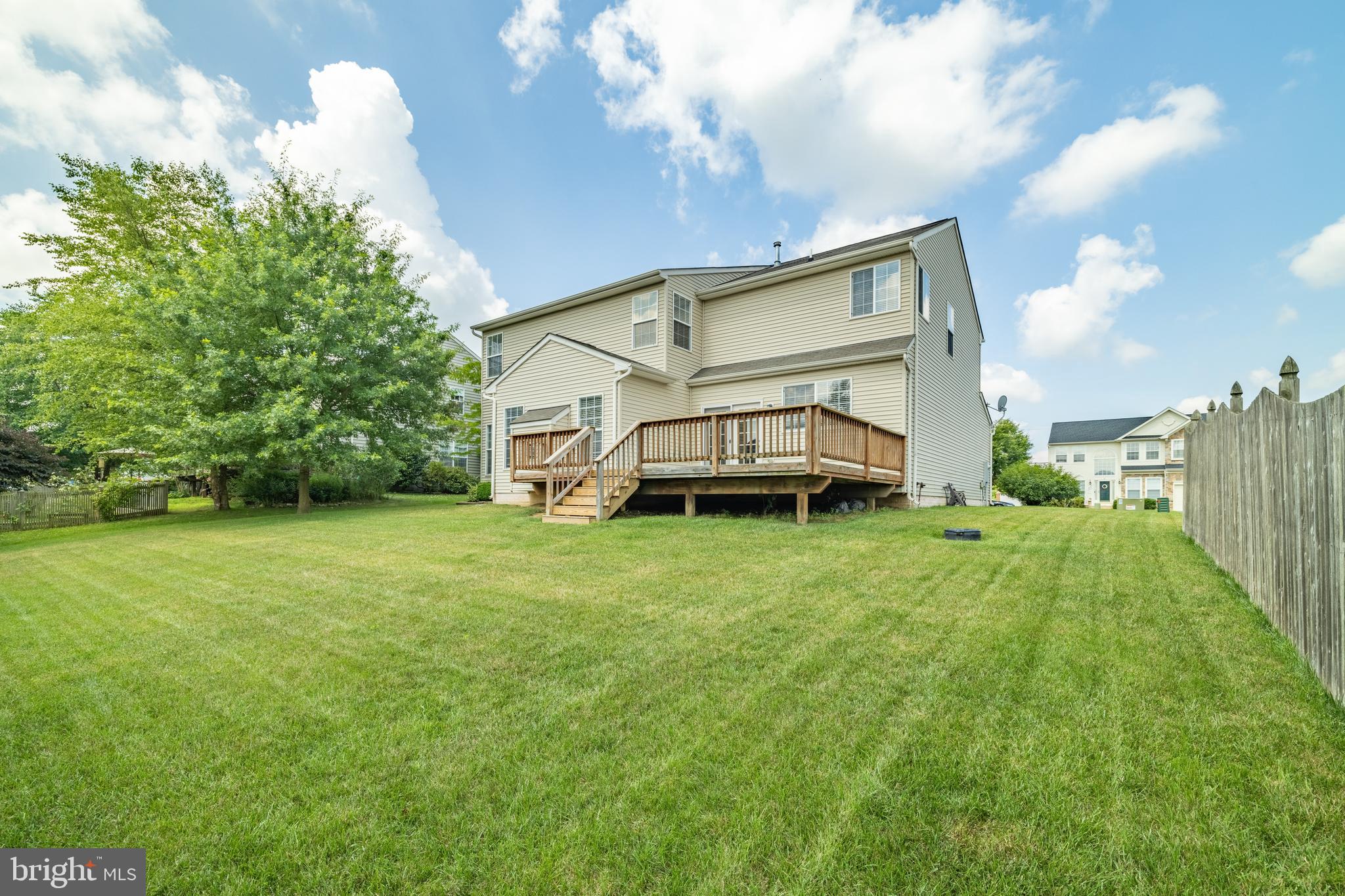 NORTH BROOK - Residential