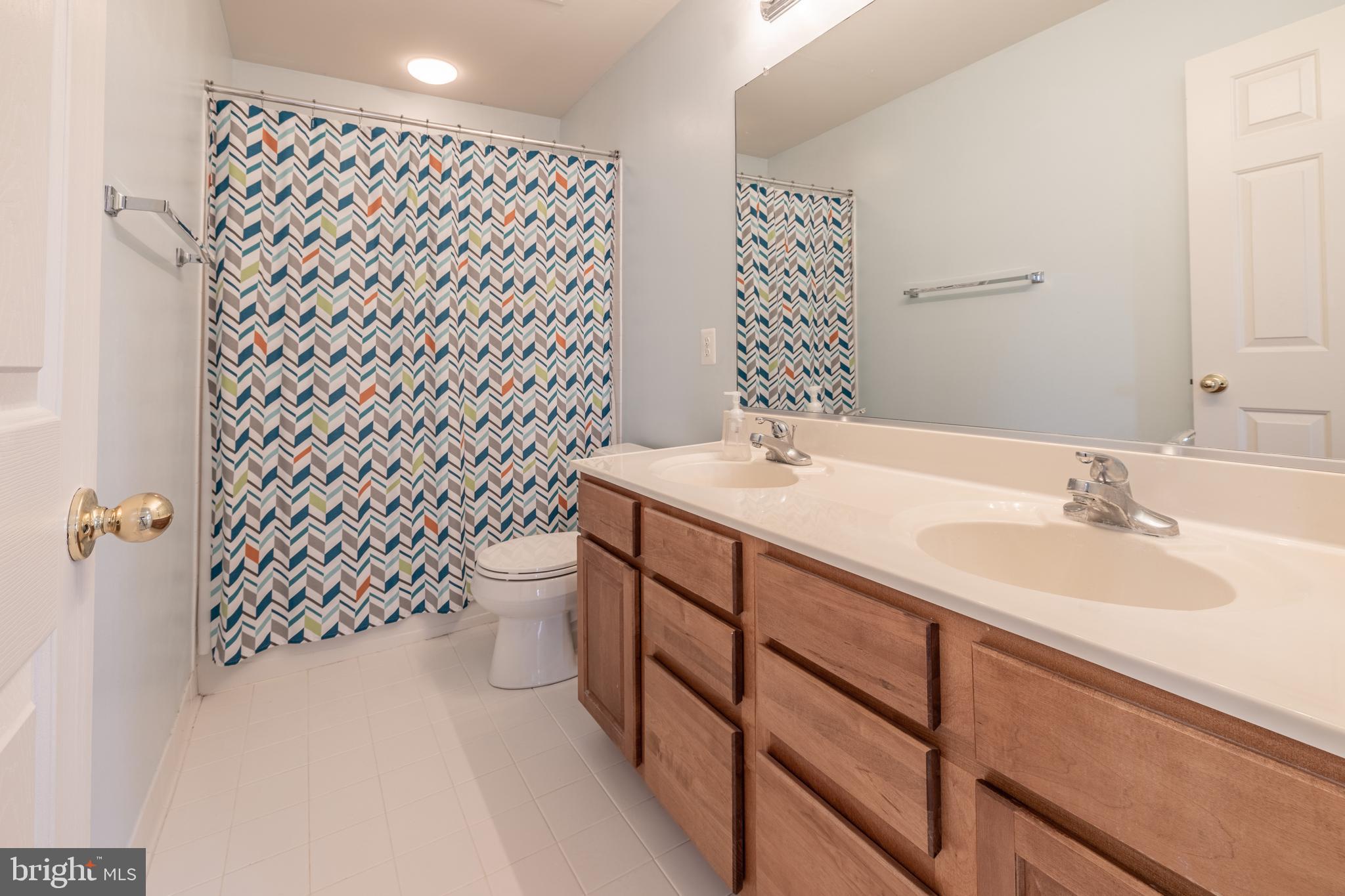 NORTH BROOK - Residential