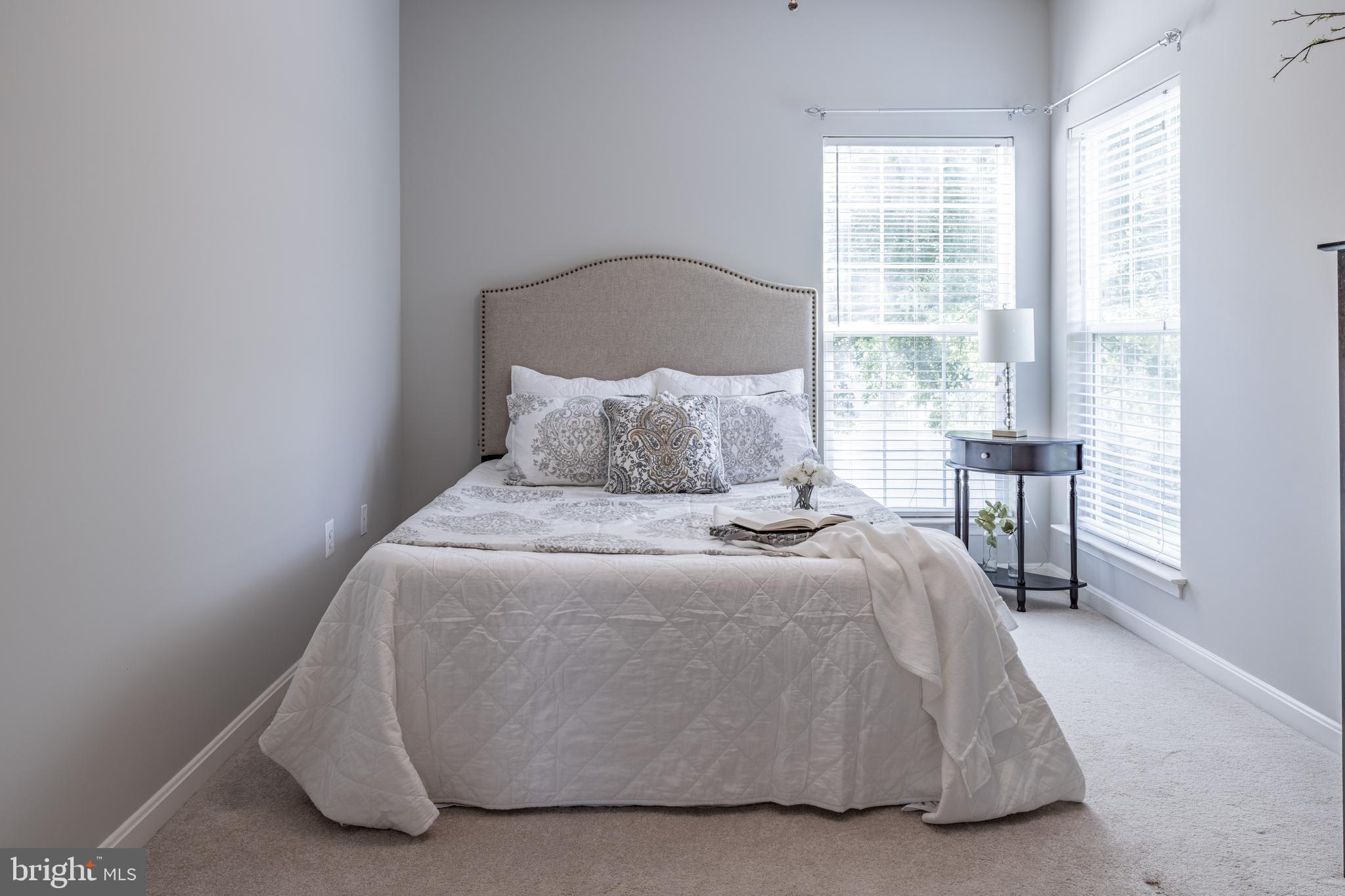 NORTH BROOK - Residential