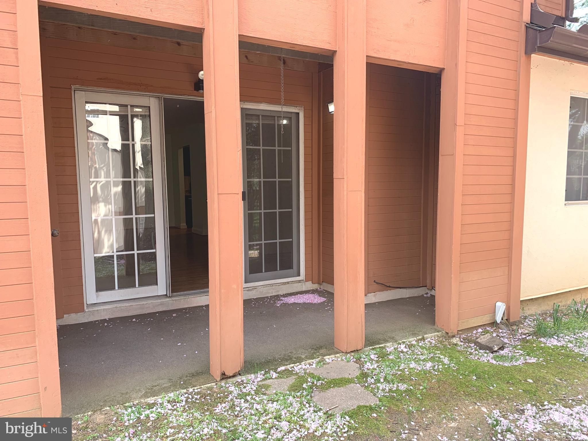 HEATHERFIELD - Residential Lease