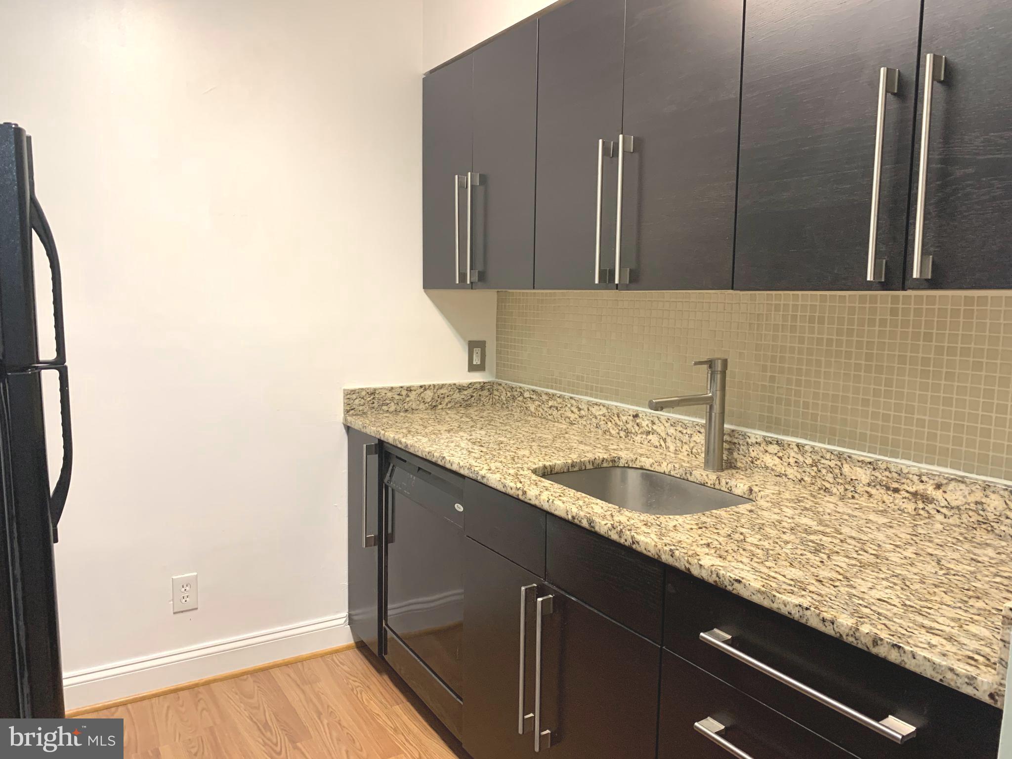 HEATHERFIELD - Residential Lease