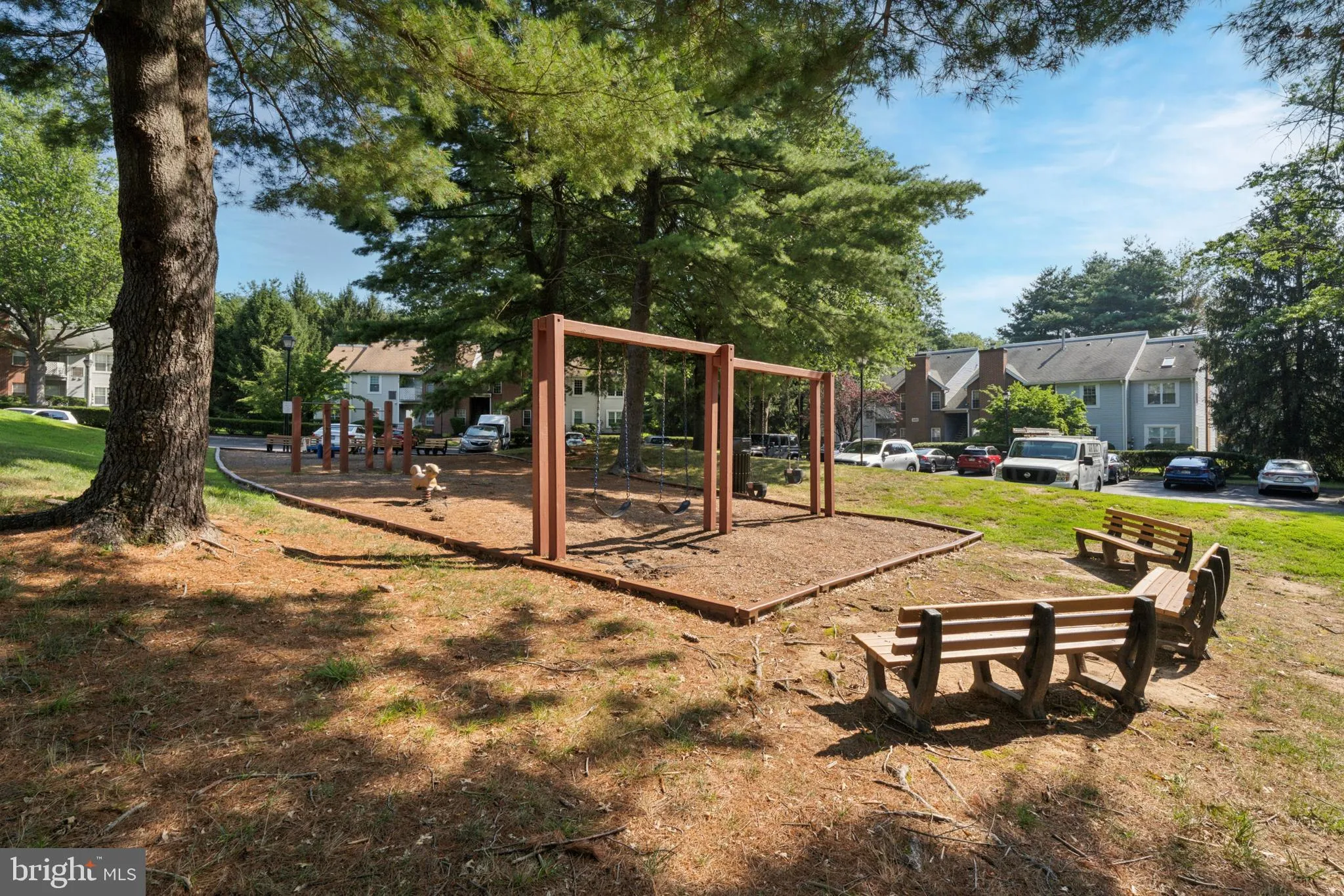 Newtown, Pennsylvania 18940, United States, 2 Bedrooms Bedrooms, ,2 BathroomsBathrooms,Residential,Pending,181419