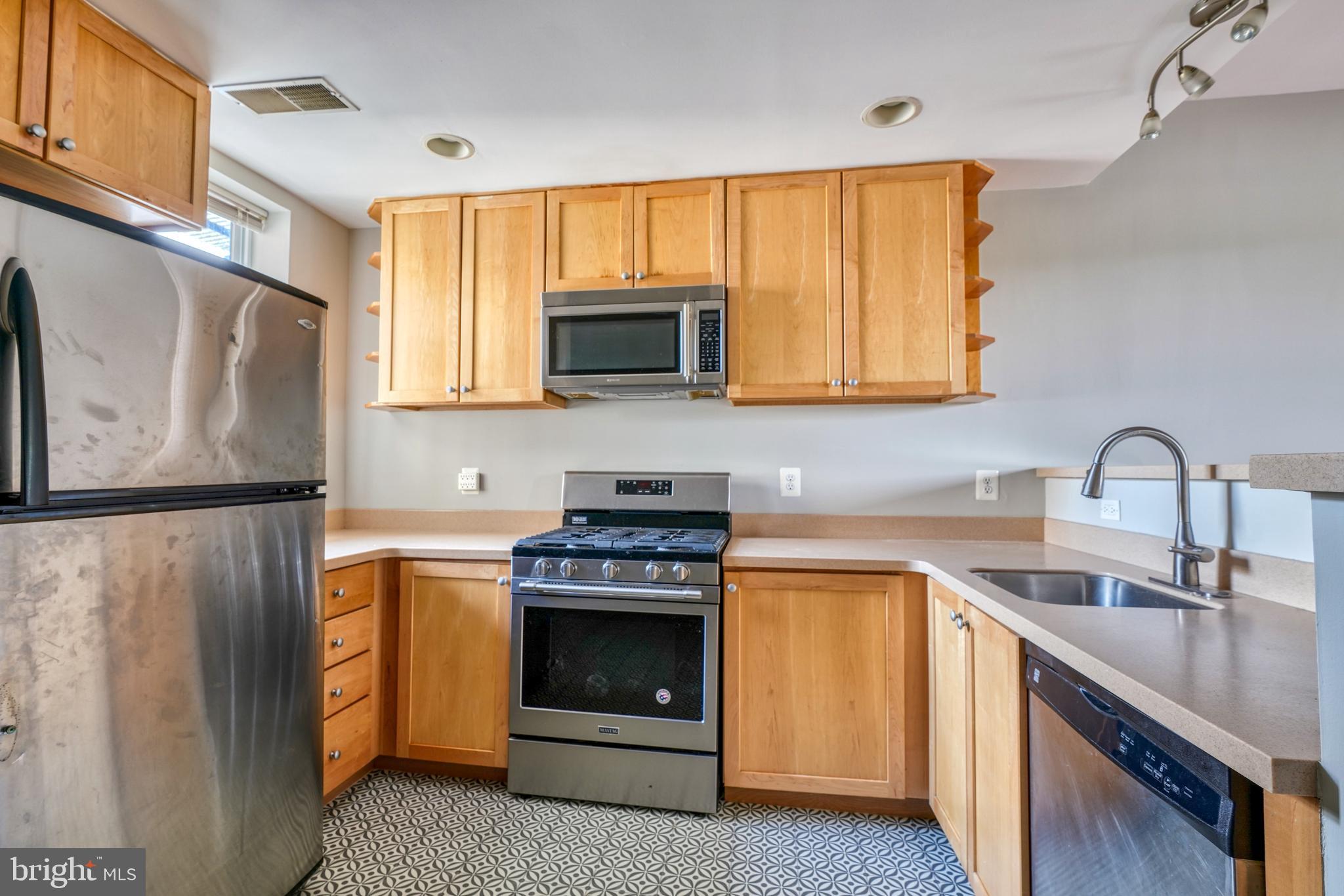 FELLS POINT HISTORIC DISTRICT - Residential Lease