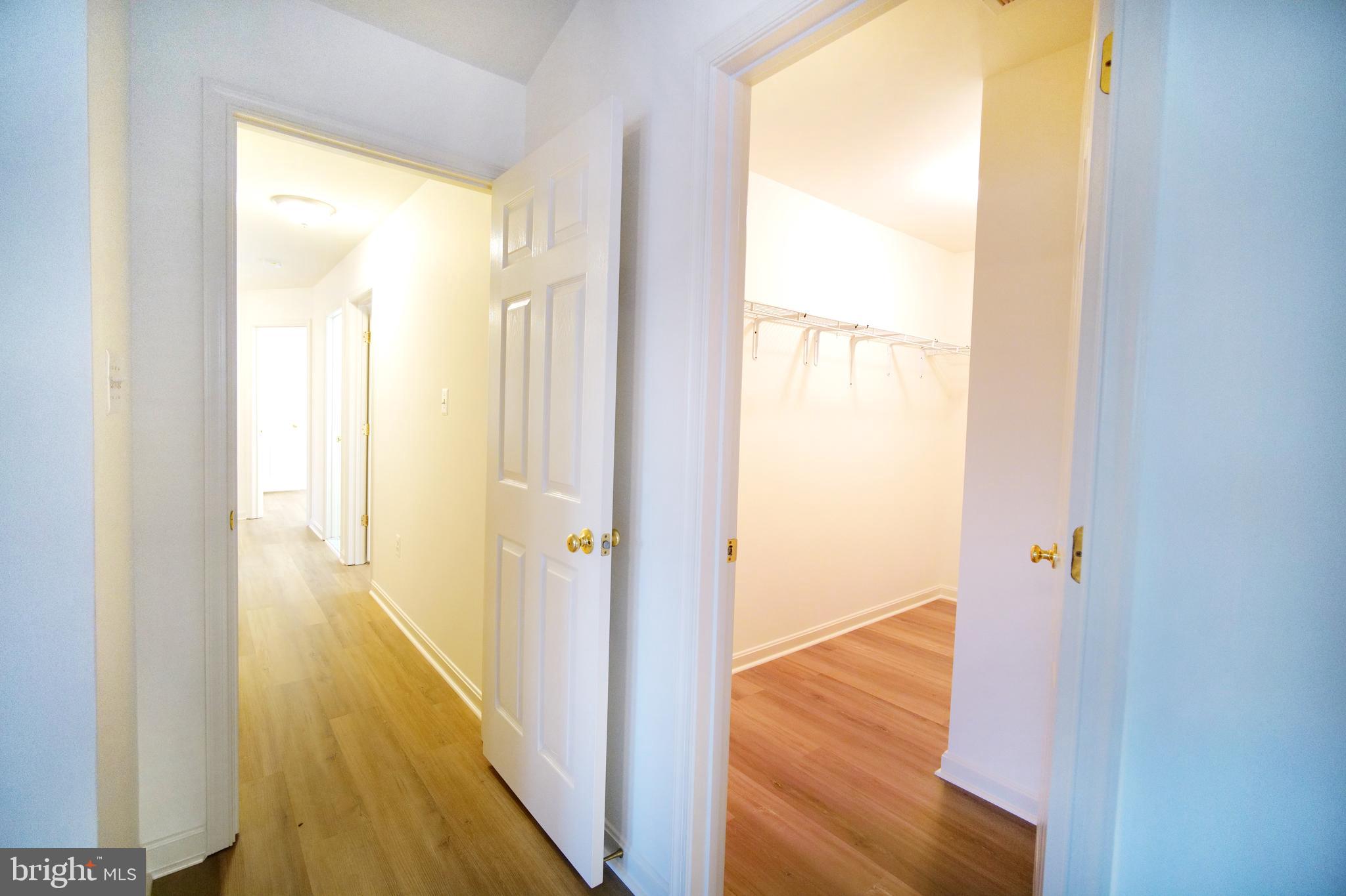 ASHBROOK VILLAGE - Residential Lease