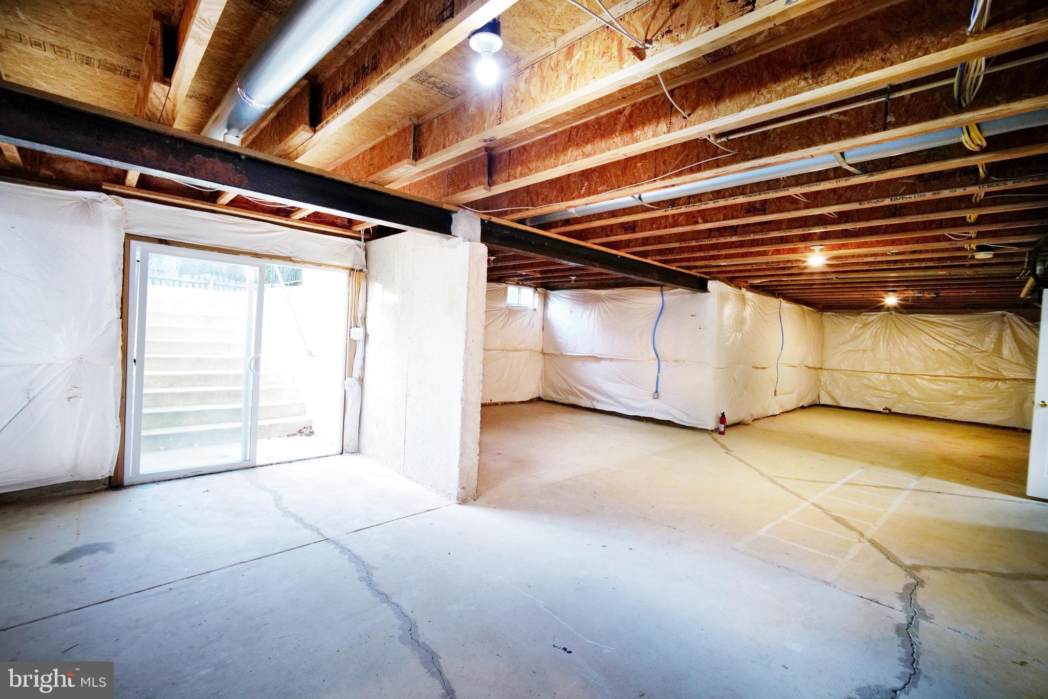 ASHBROOK VILLAGE - Residential Lease