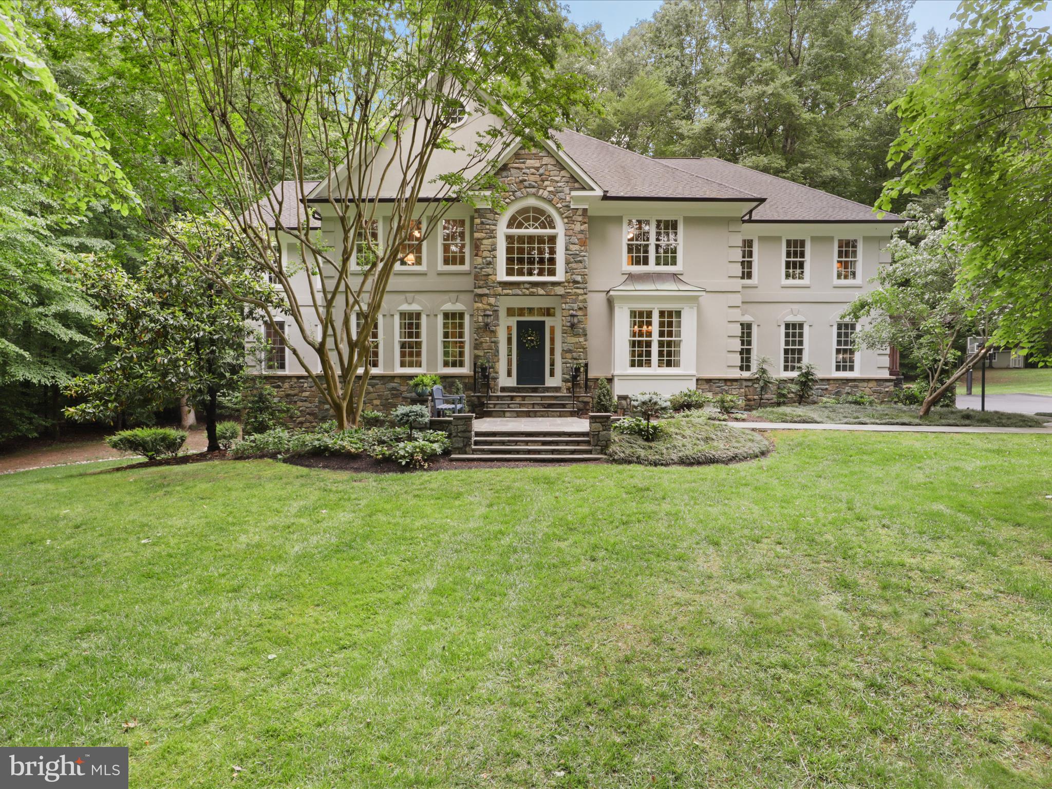 7211 TWELVE OAKS DRIVE
