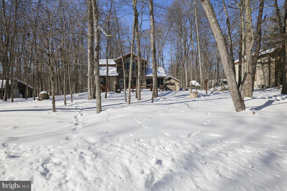 LOCUST LAKE VILLAGE - Residential