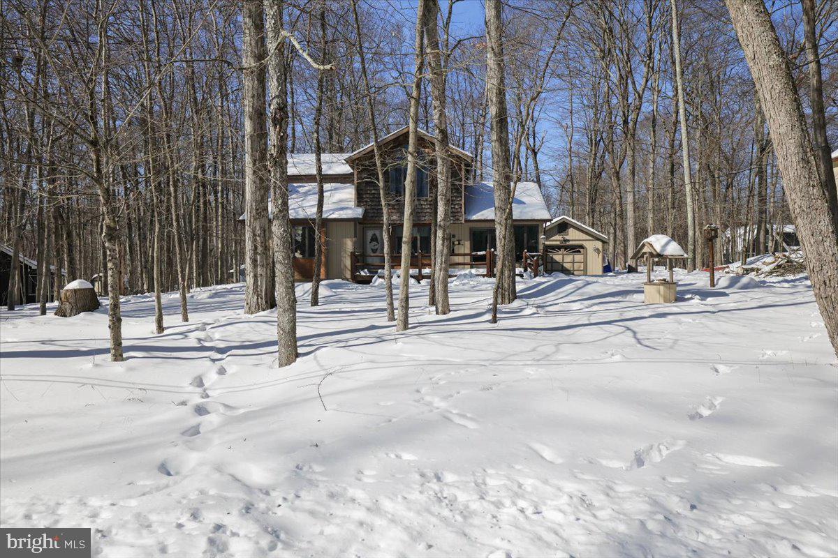 LOCUST LAKE VILLAGE - Residential