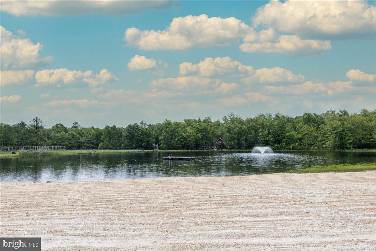 LOCUST LAKE VILLAGE - Residential