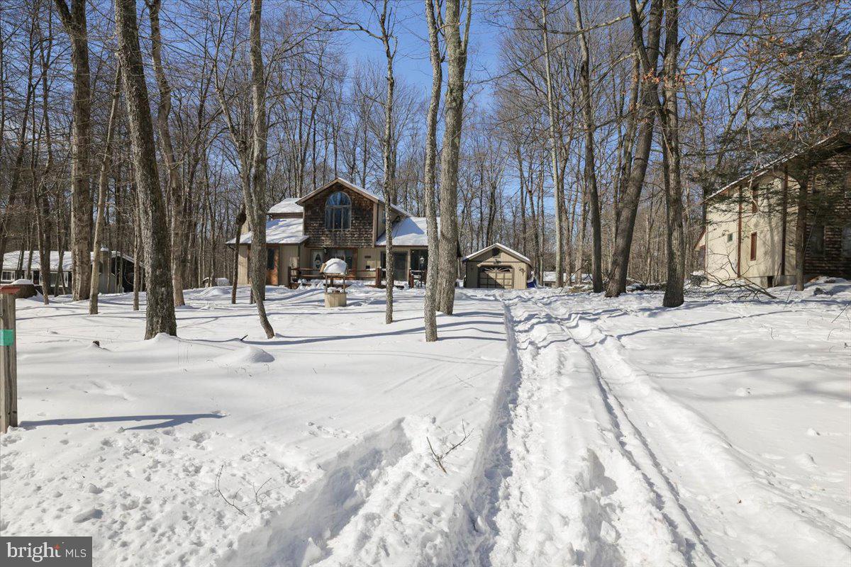 LOCUST LAKE VILLAGE - Residential