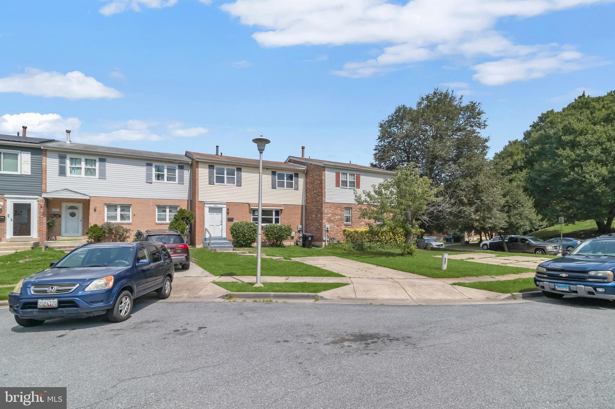 LAURELTON - Residential