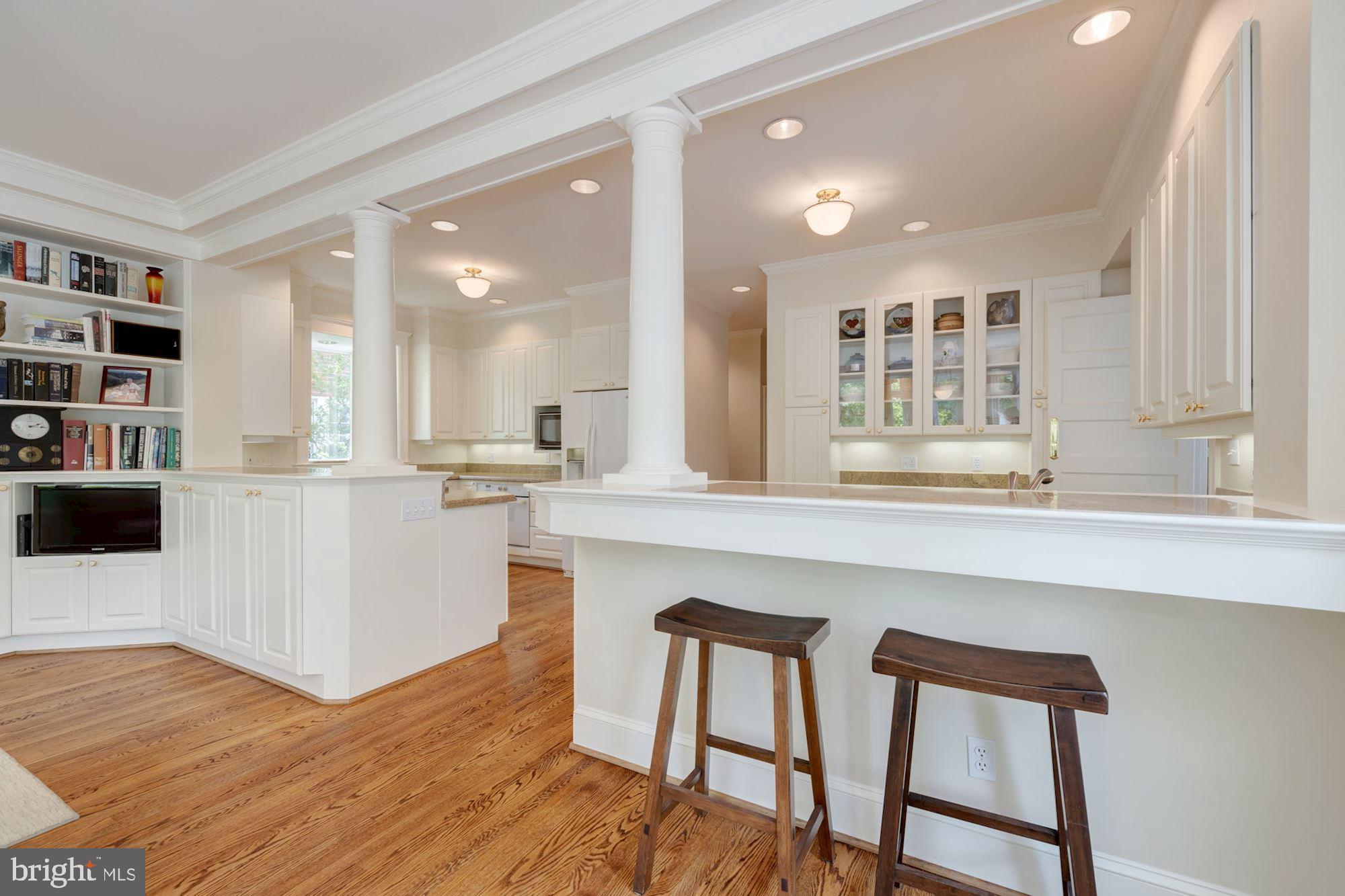 CHEVY CHASE - Residential
