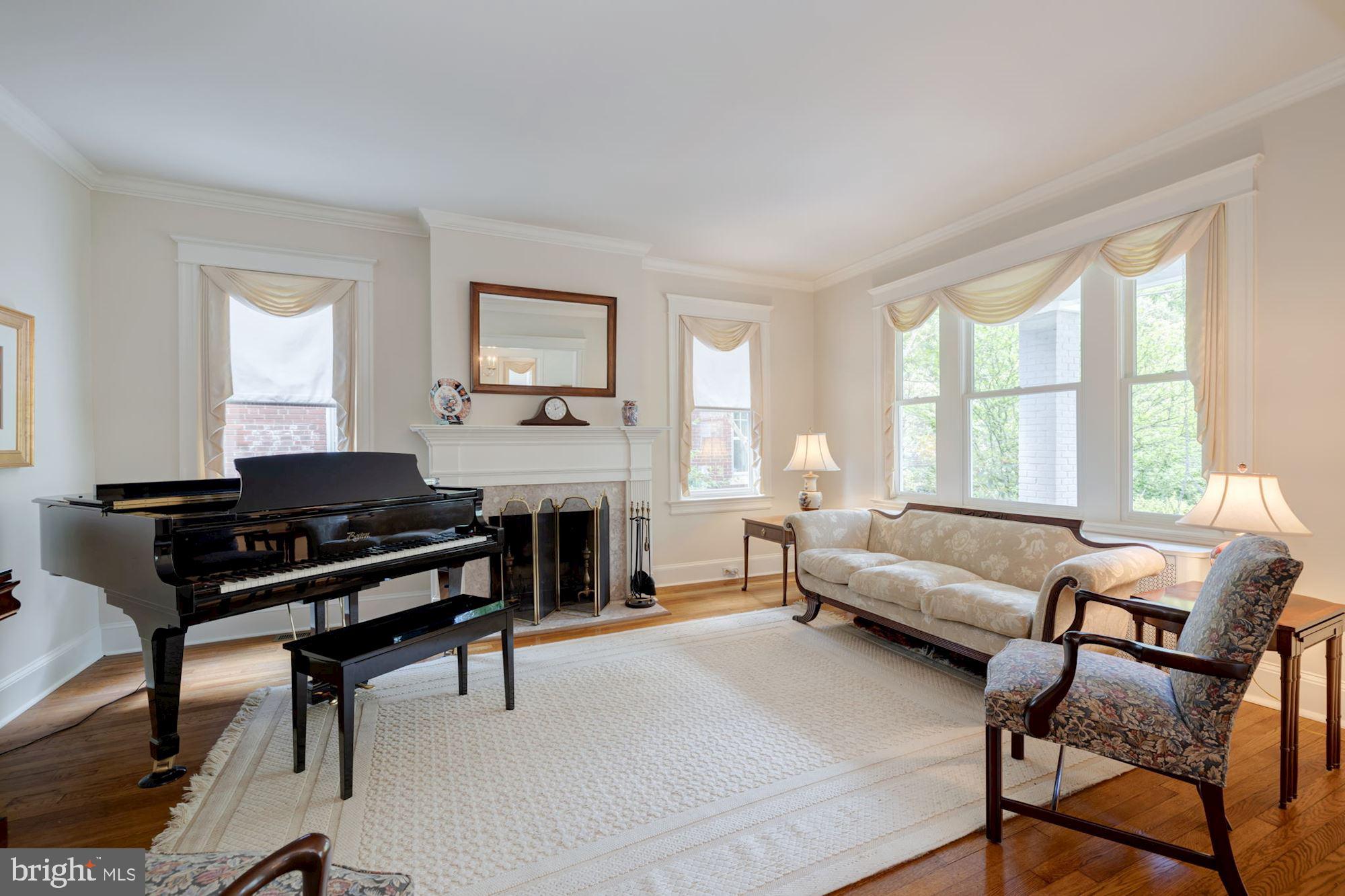 CHEVY CHASE - Residential