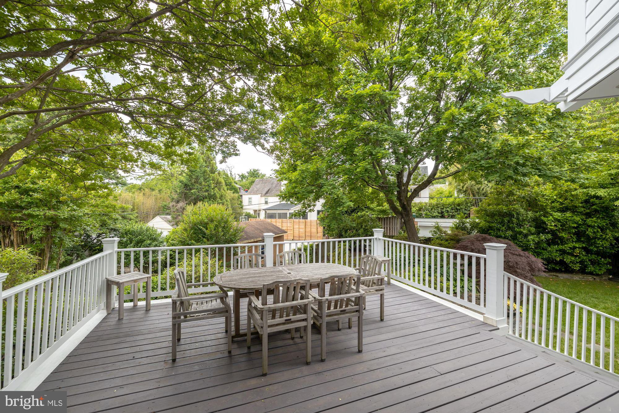 CHEVY CHASE - Residential