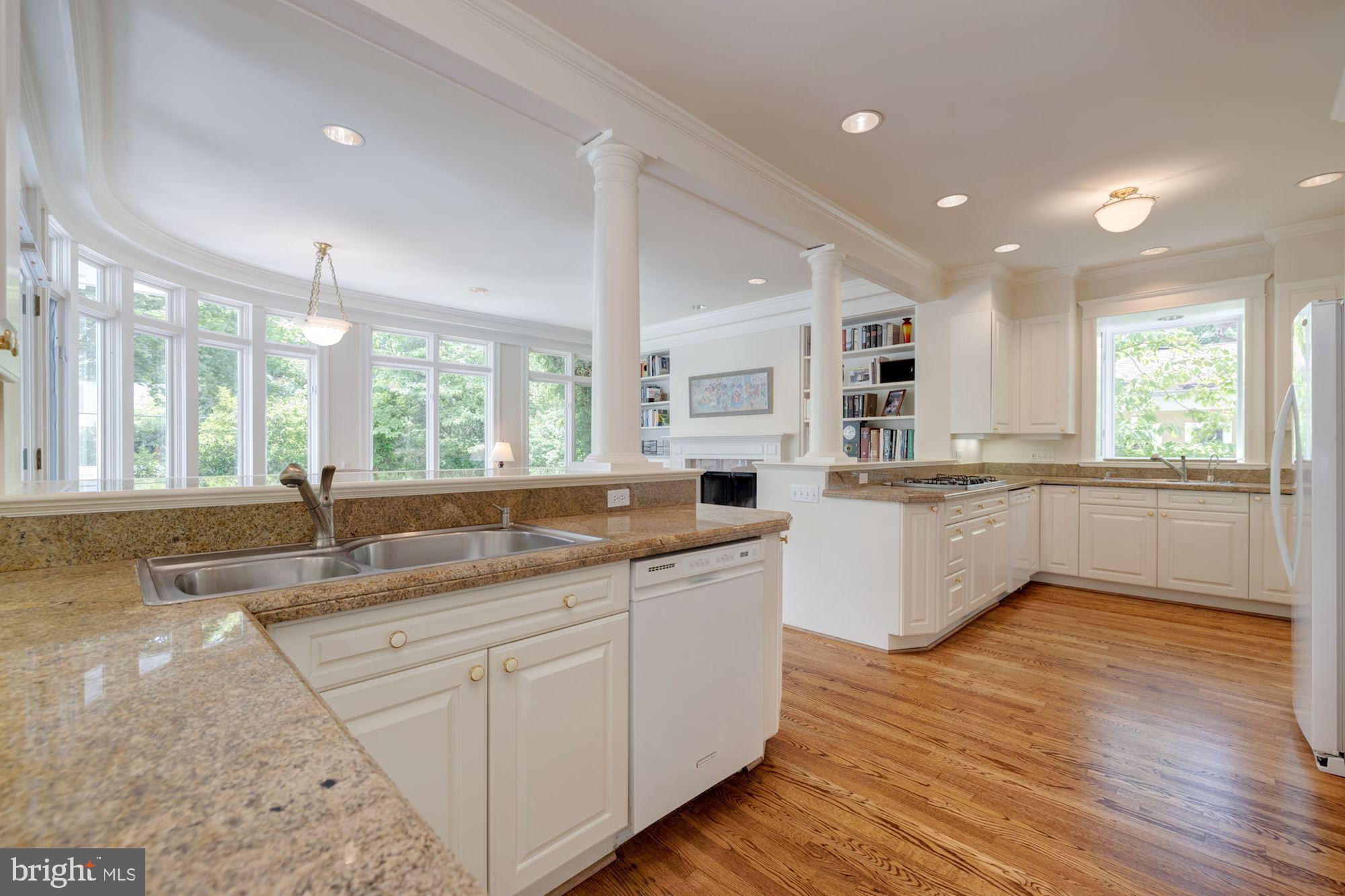 CHEVY CHASE - Residential
