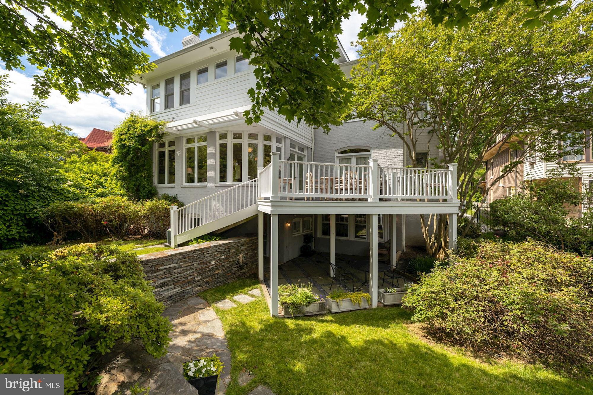 CHEVY CHASE - Residential