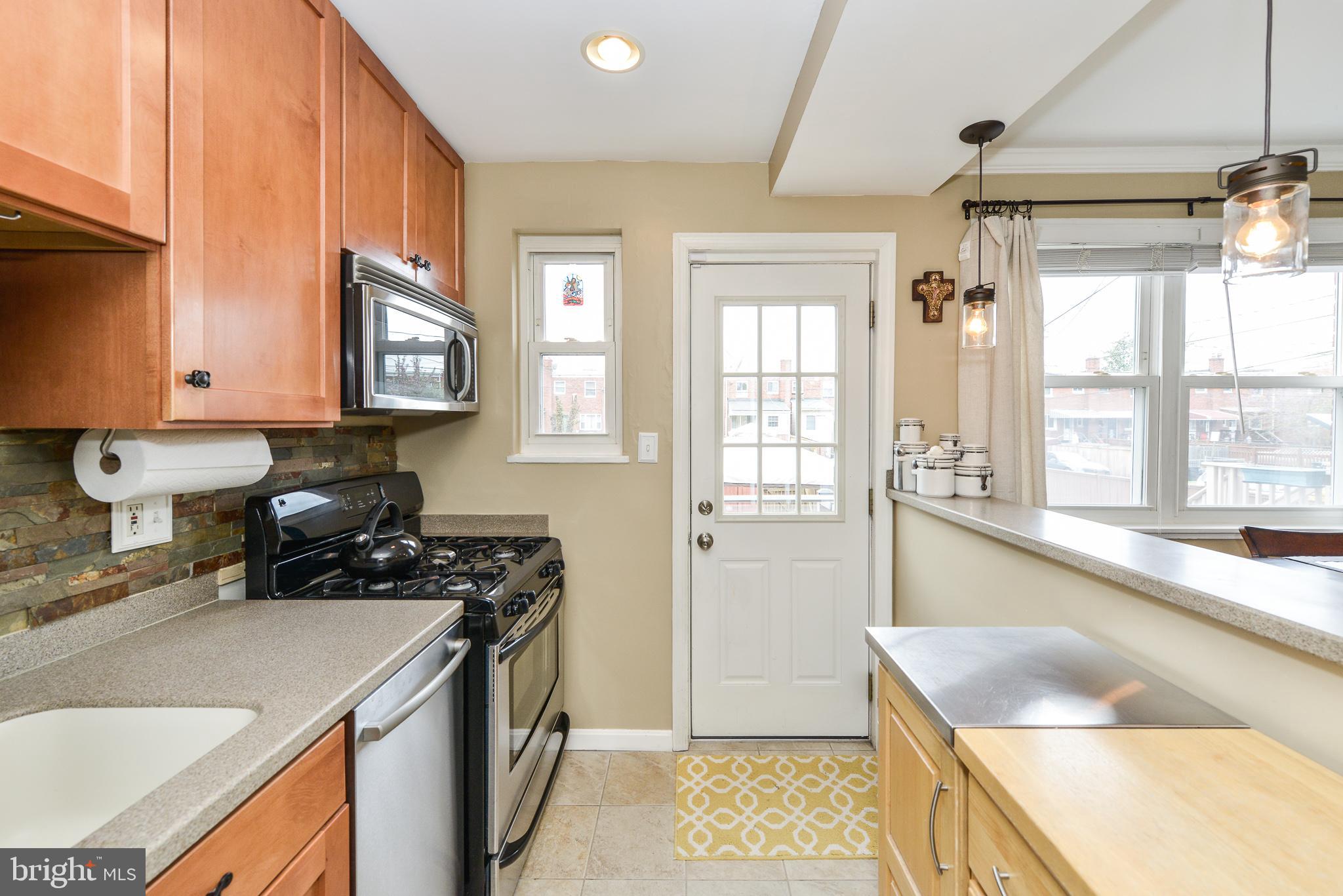 OLD TOWN ALEXANDRIA - Residential Lease