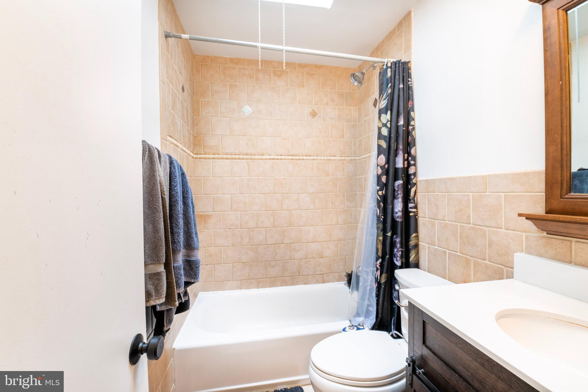 EAST FALLS - Residential