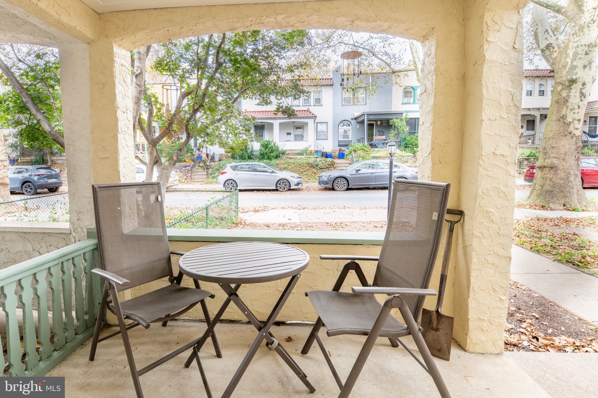 EAST FALLS - Residential