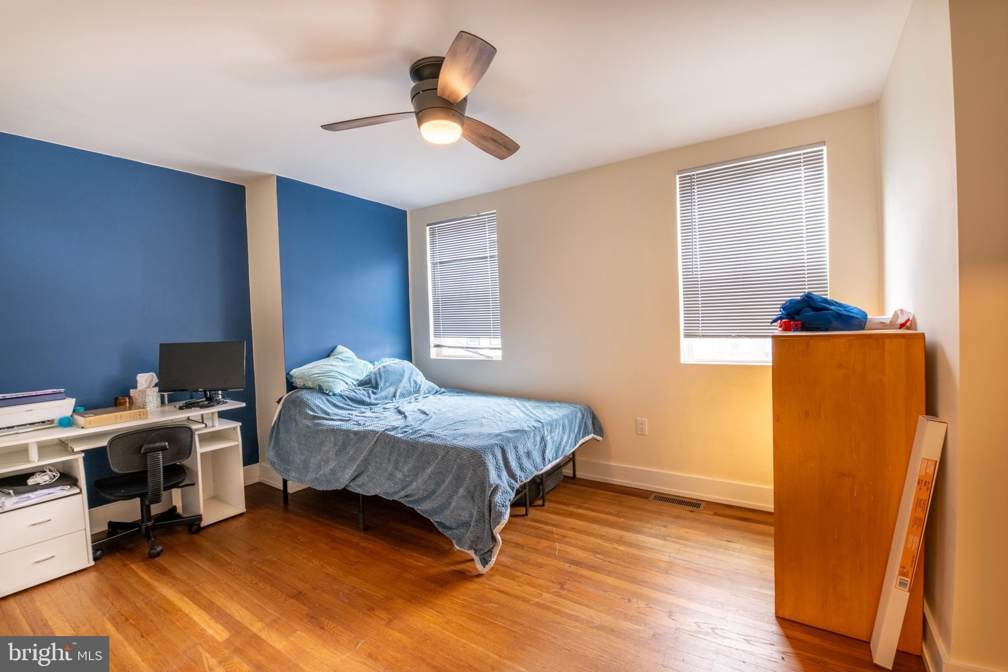 EAST FALLS - Residential