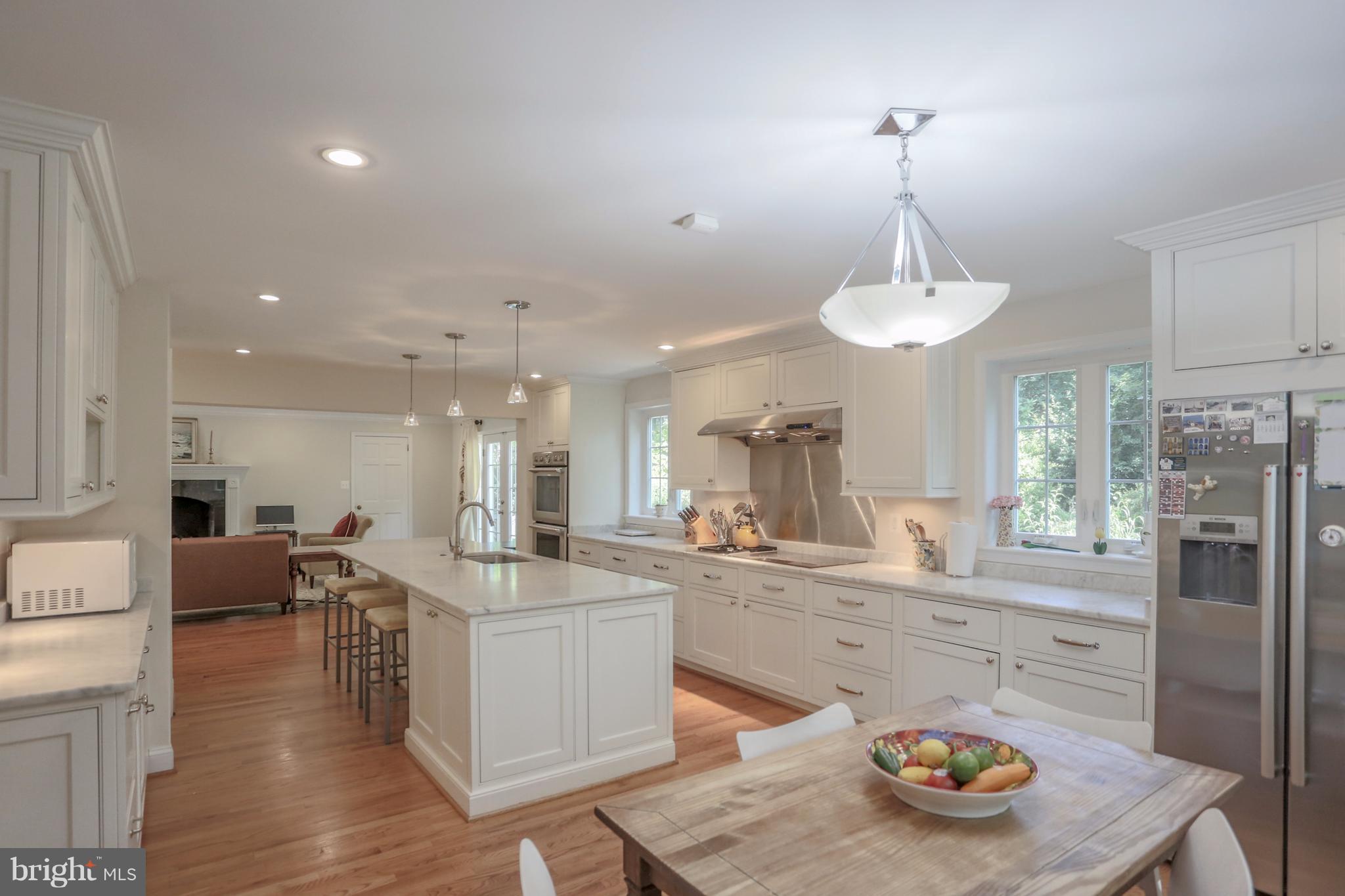 MC LEAN HUNT ESTATES - Residential