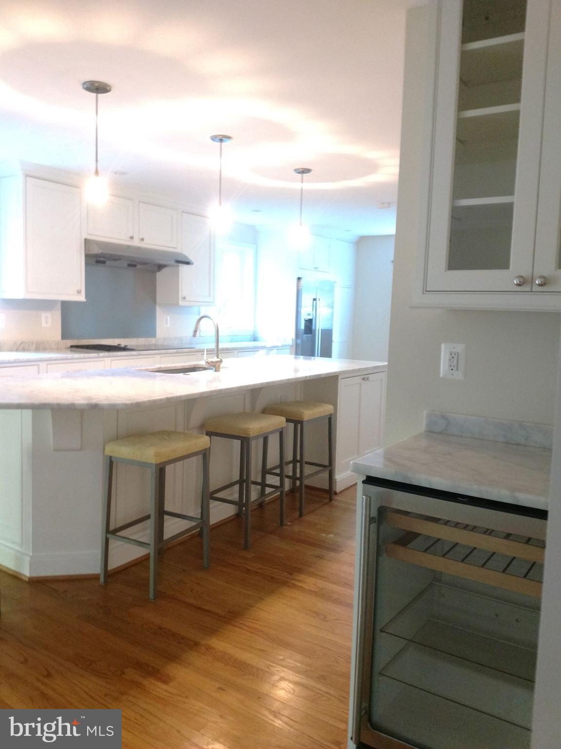 MC LEAN HUNT ESTATES - Residential